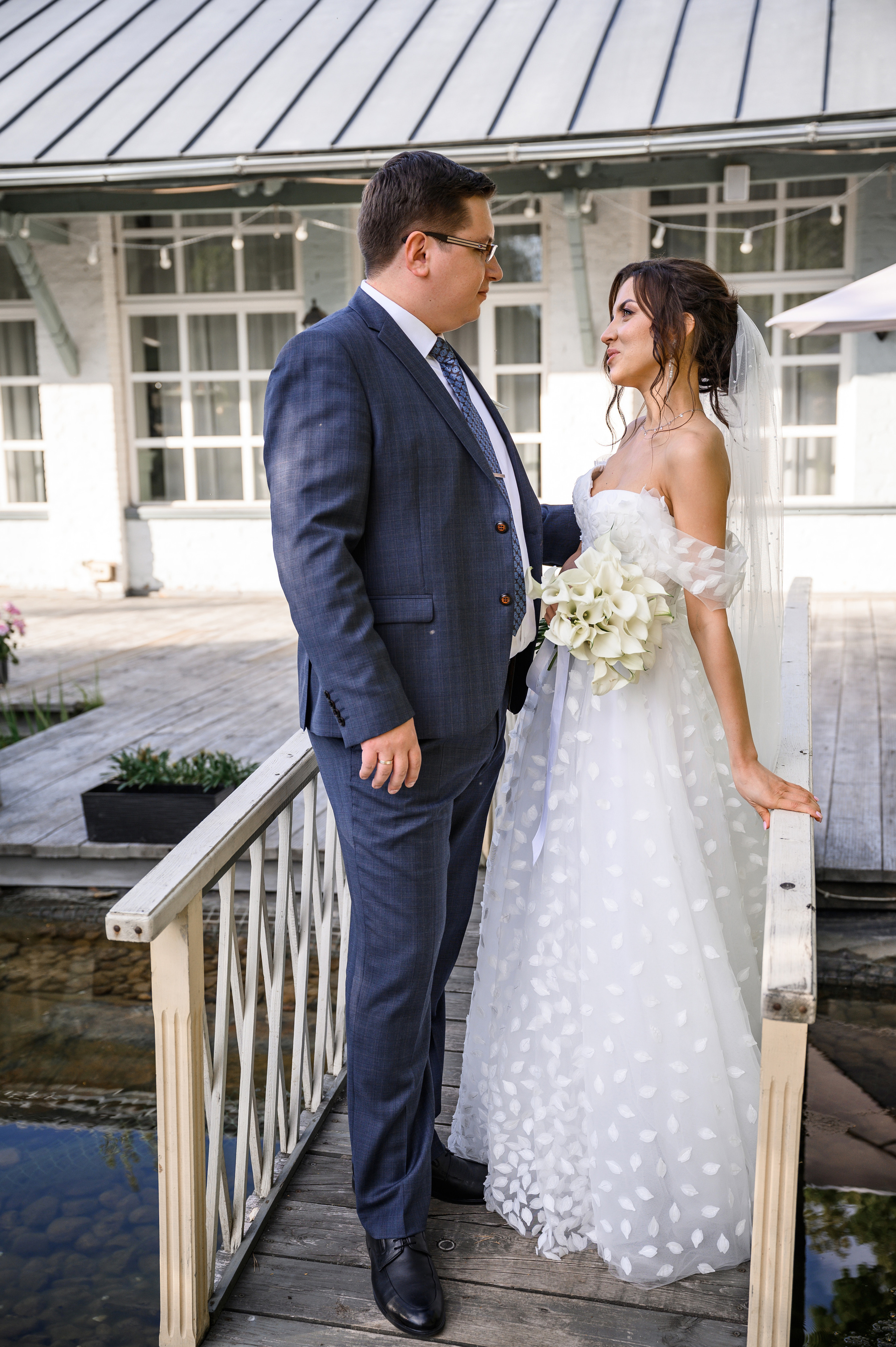 Свадебная фотосессия Барвиха luxury village. Свадебный фотограф Москва Юрий Кульман