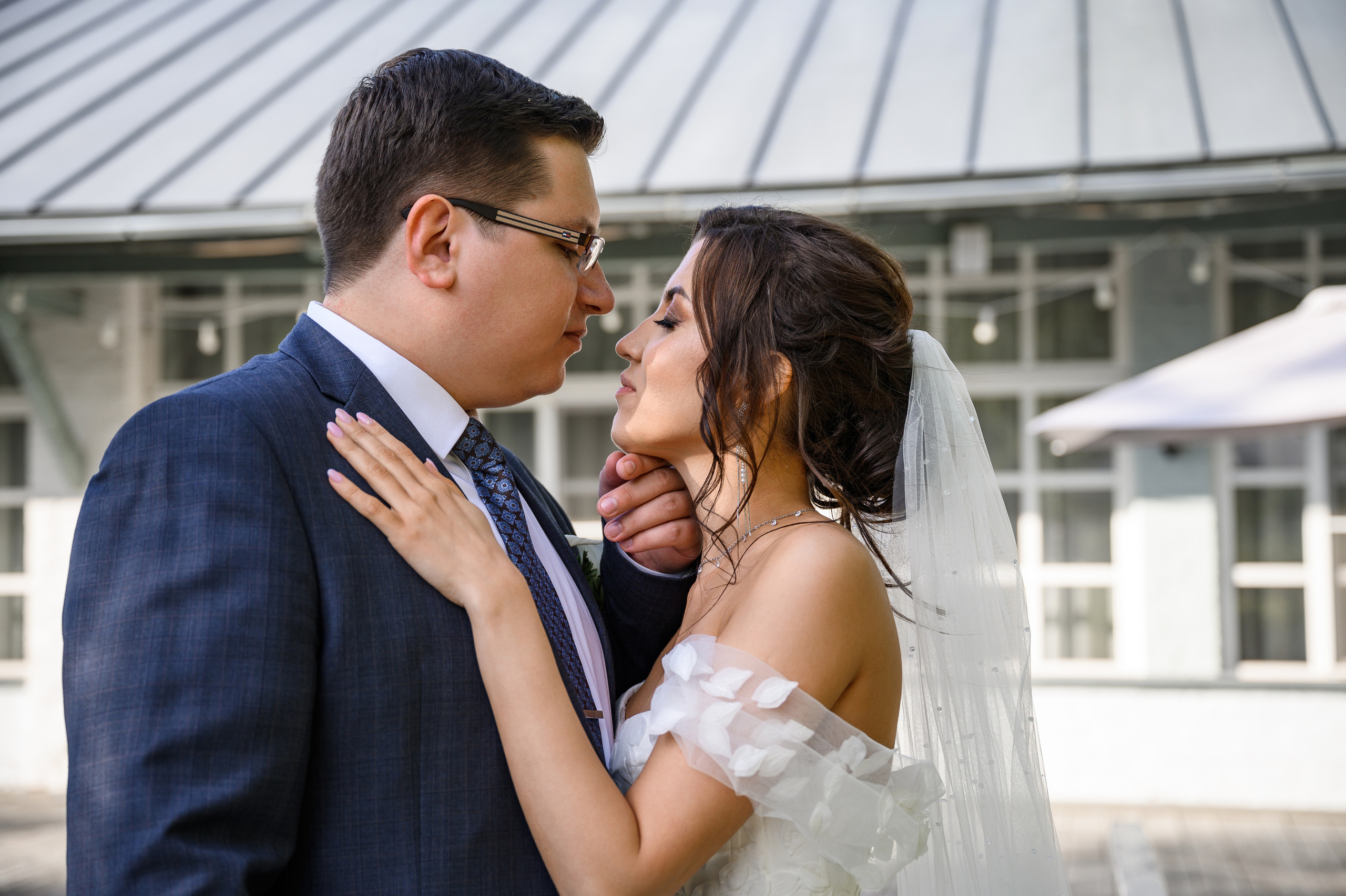 Свадебная фотосессия Барвиха luxury village. Свадебный фотограф Москва Юрий Кульман