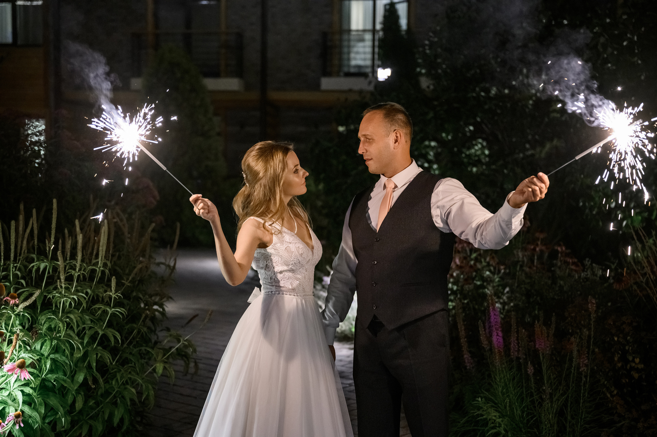 Свадебная фотосессия в Артиленд. Свадебный фотограф Москва Юрий Кульман