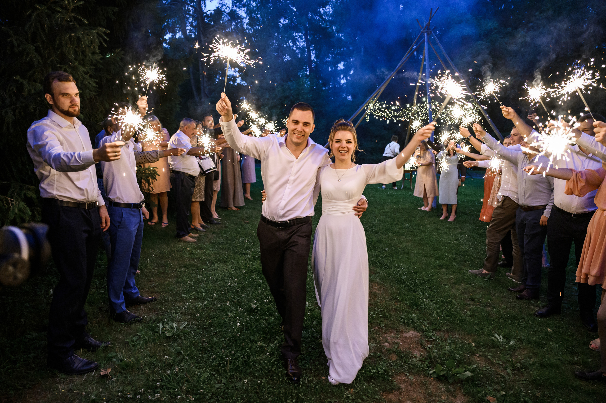 Свадьба шатёр Лесная дача. Свадебный фотограф Москва Юрий Кульман