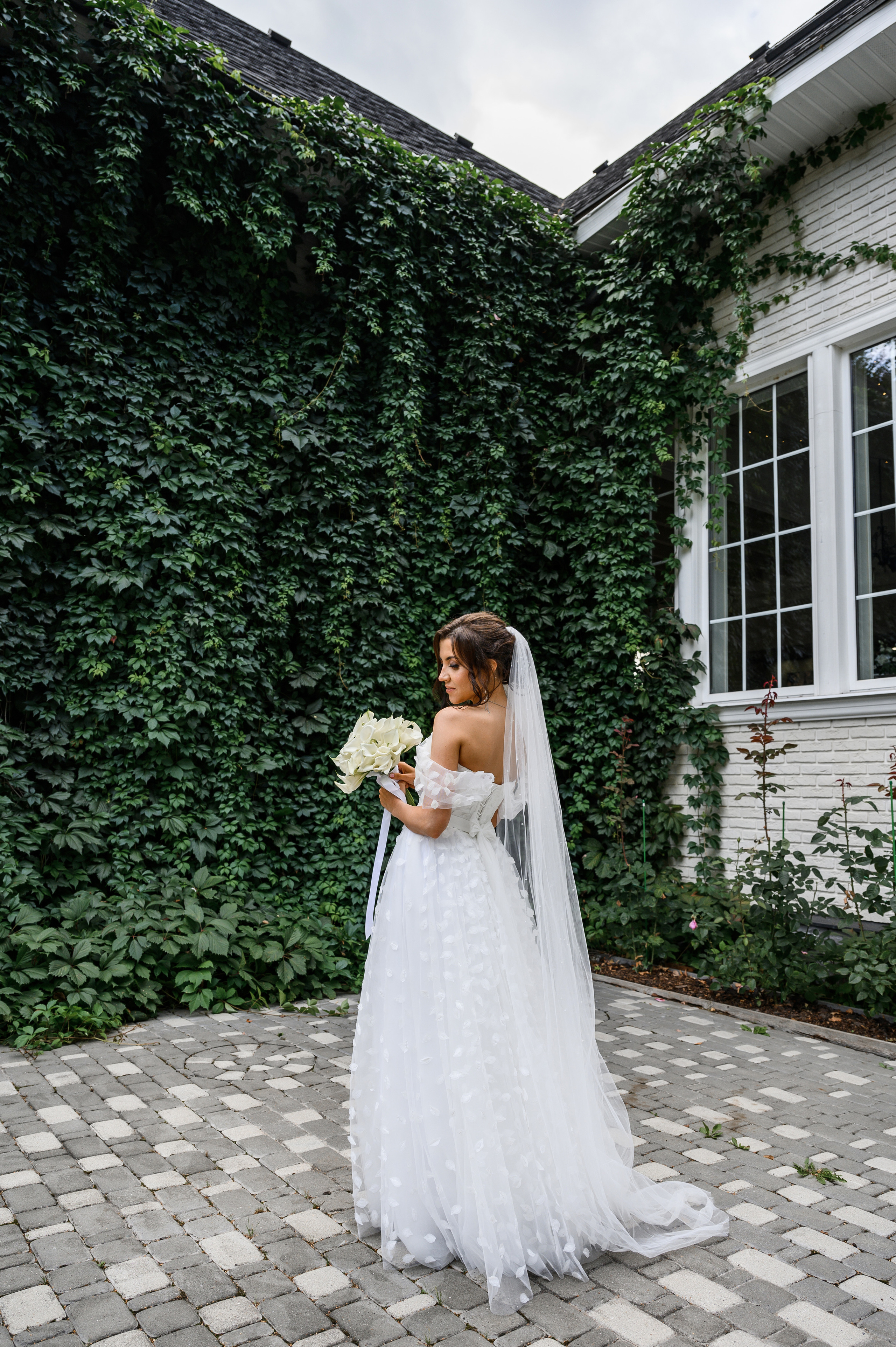 Свадебная фотосессия Барвиха luxury village. Свадебный фотограф Москва Юрий Кульман