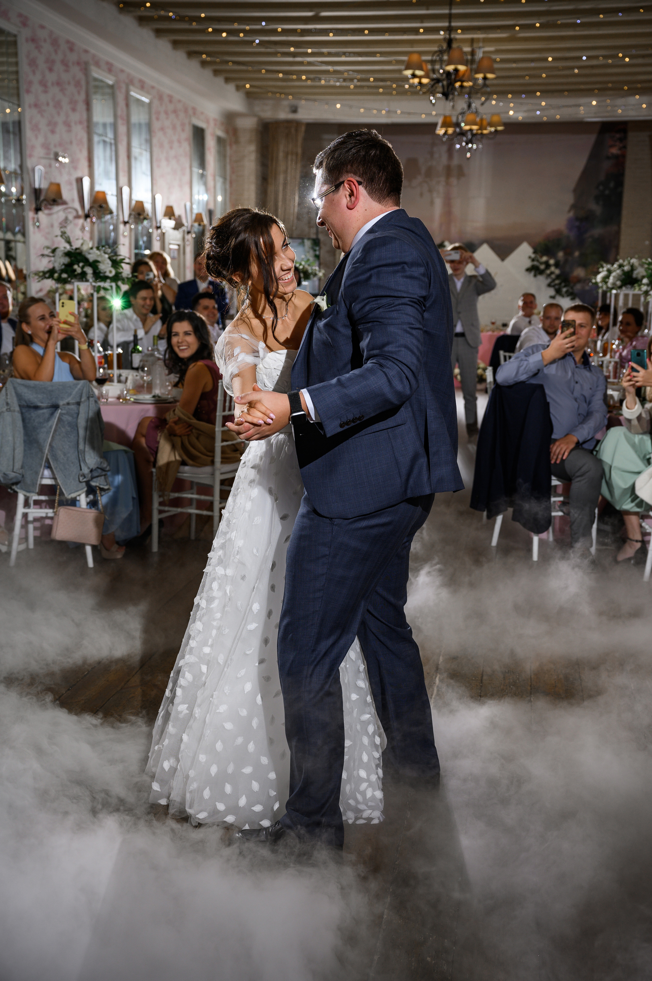 Свадебная фотосессия Барвиха luxury village. Свадебный фотограф Москва Юрий Кульман