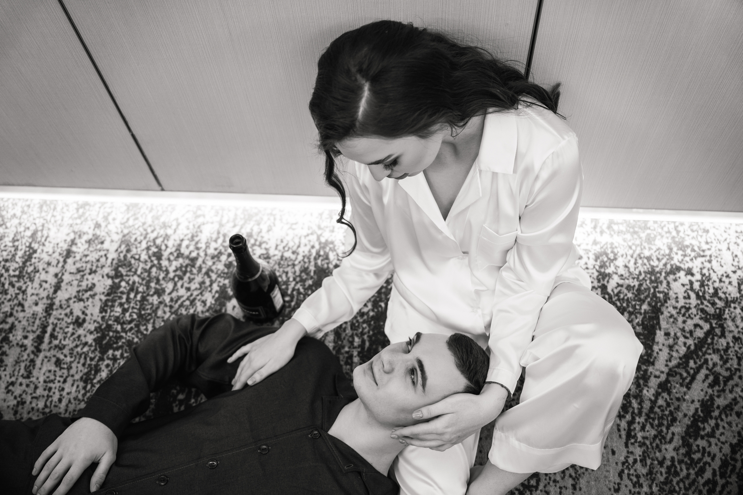 Свадебная фотосессия Radisson Blu Olympiyskiy Hotel. Свадебный фотограф Москва Юрий Кульман