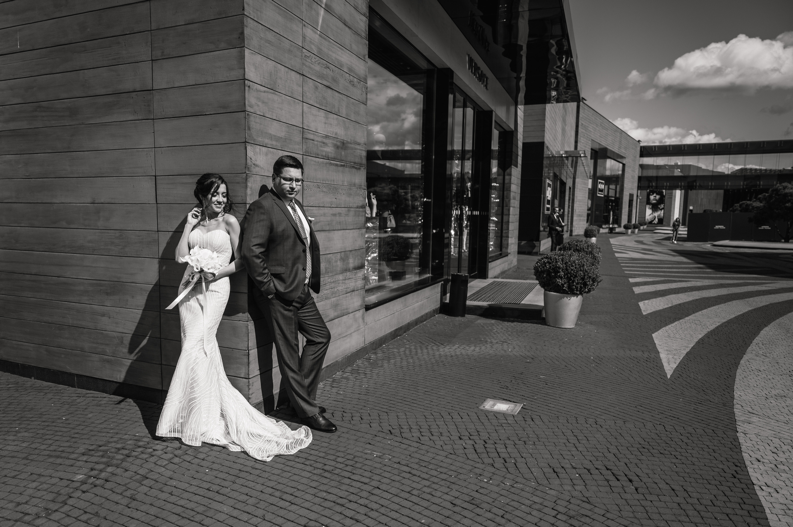 Свадебная фотосессия Барвиха luxury village. Свадебный фотограф Москва Юрий Кульман