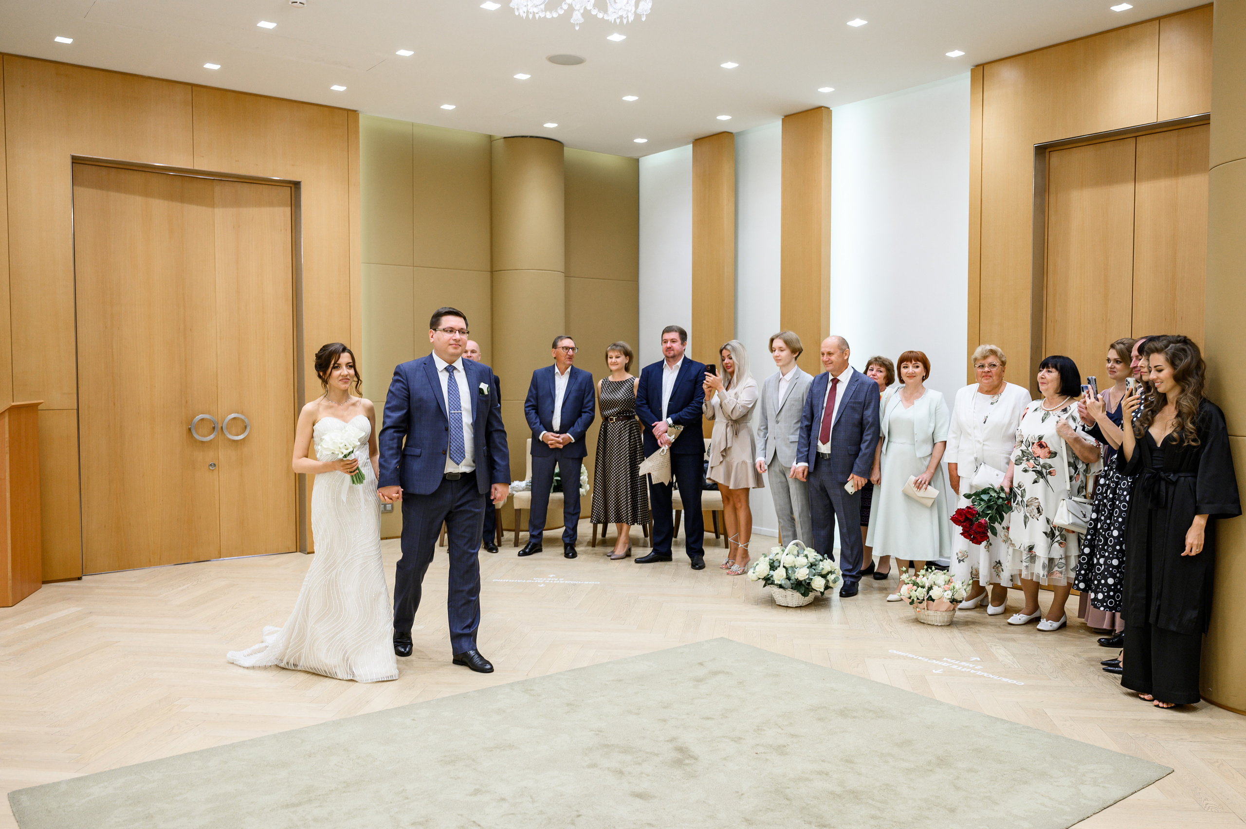 Свадебная фотосессия Барвиха luxury village. Свадебный фотограф Москва Юрий Кульман