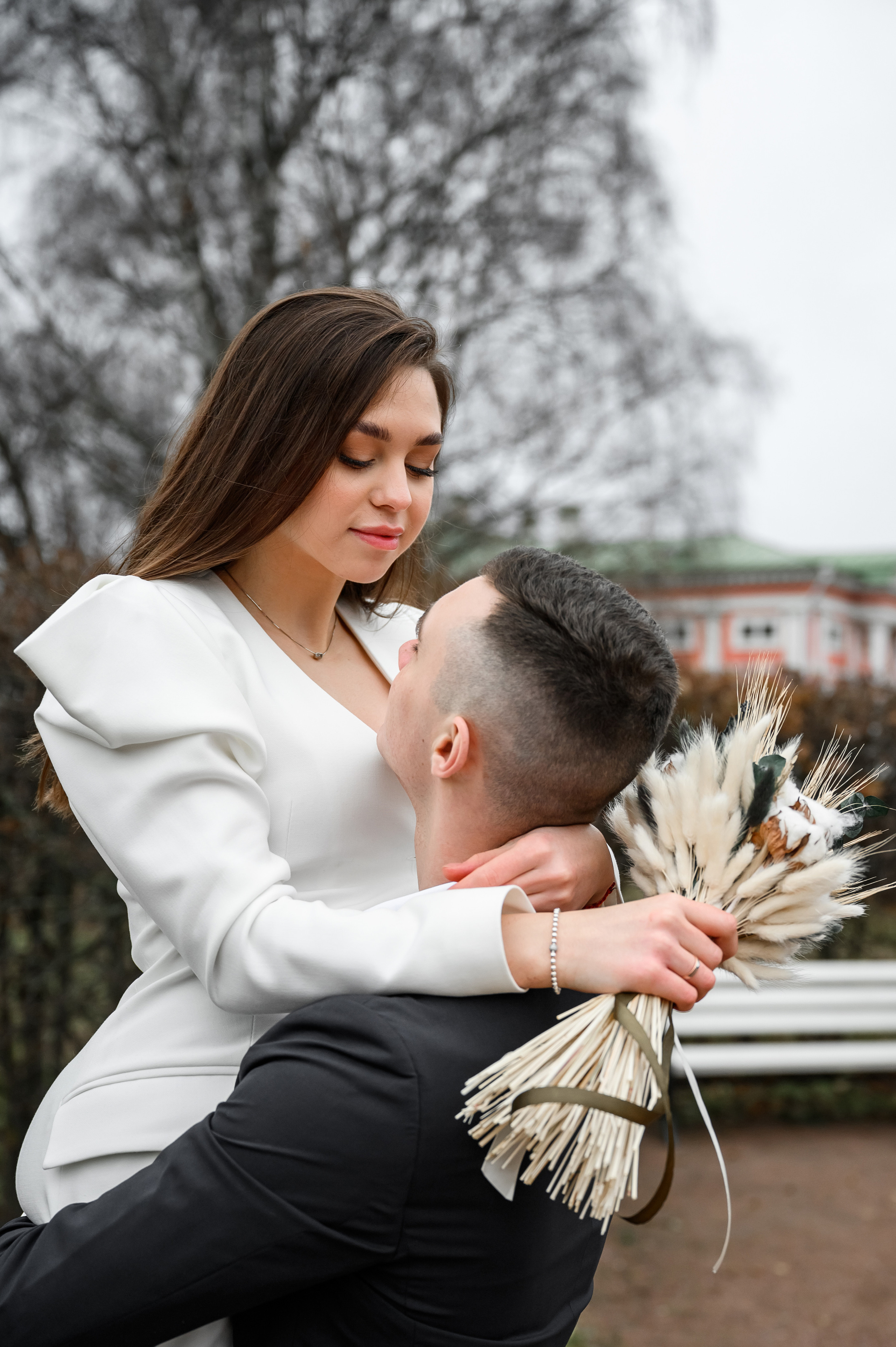 Свадебная фотосессия Radisson Blu Olympiyskiy Hotel. Свадебный фотограф Москва Юрий Кульман