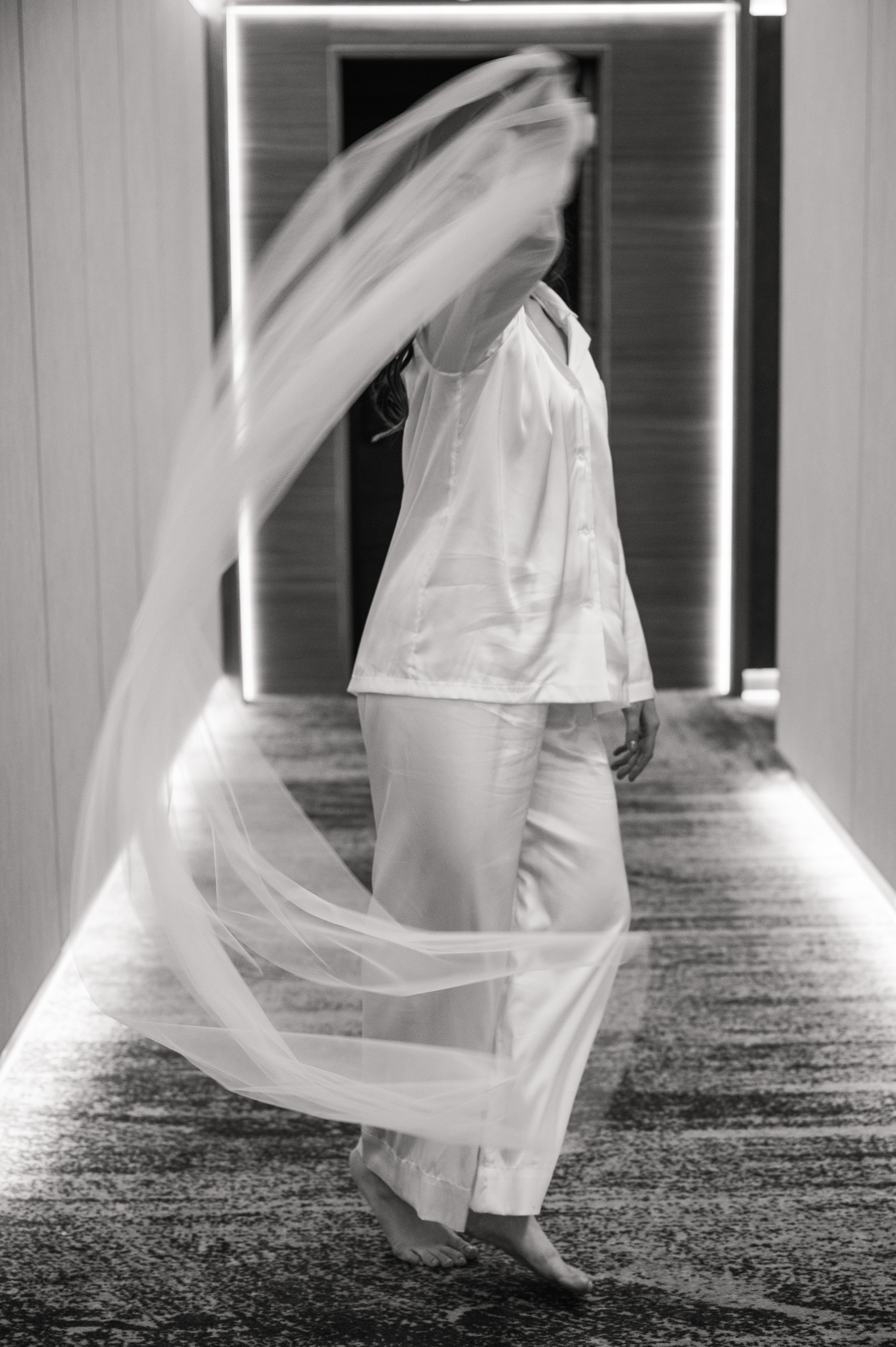 Свадебная фотосессия Radisson Blu Olympiyskiy Hotel. Свадебный фотограф Москва Юрий Кульман