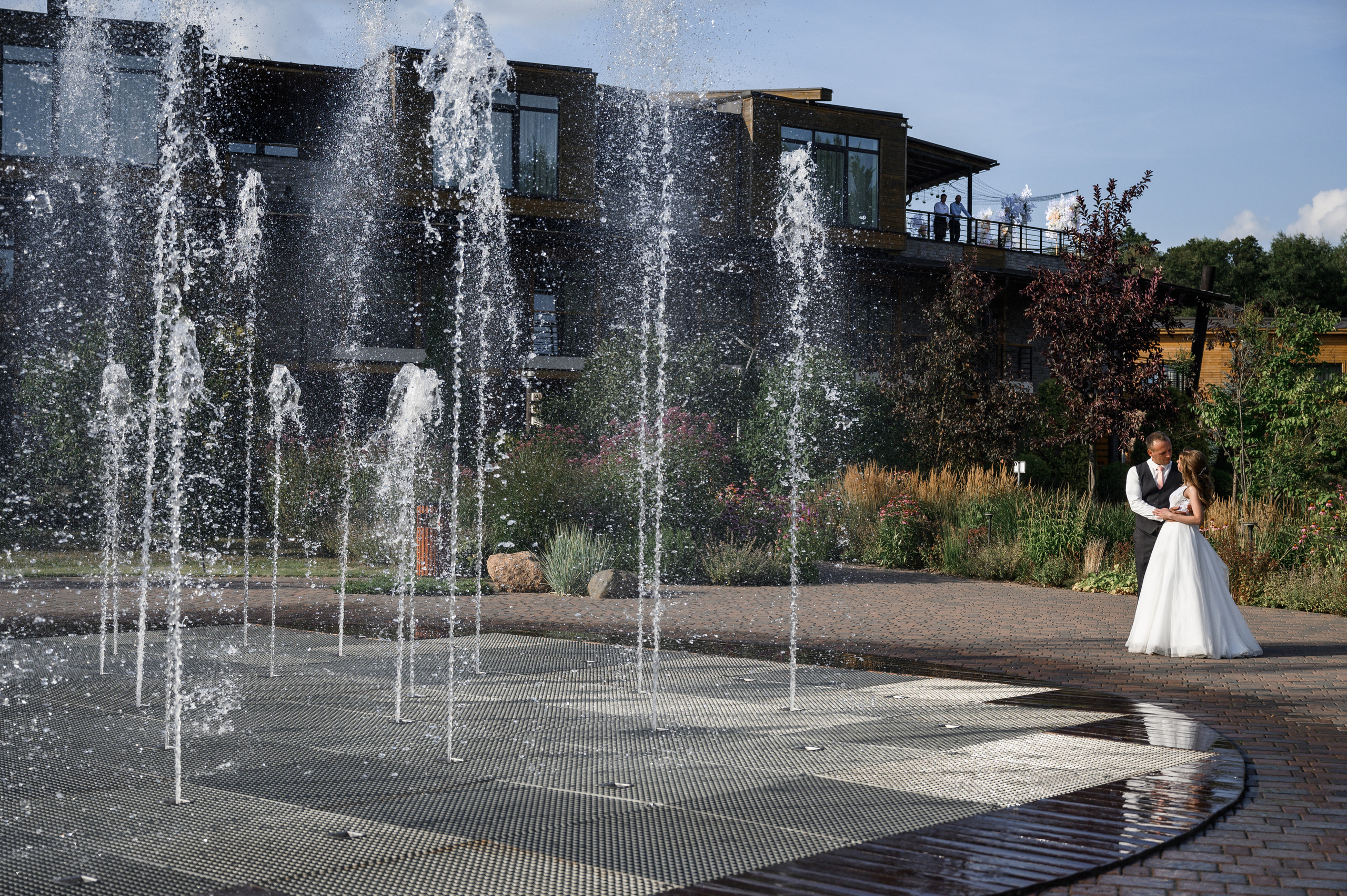 Свадебная фотосессия в Артиленд. Свадебный фотограф Москва Юрий Кульман