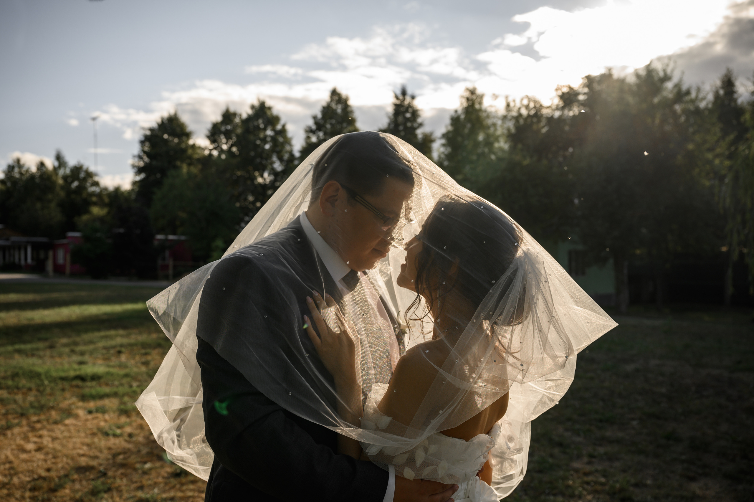 Свадебная фотосессия Барвиха luxury village. Свадебный фотограф Москва Юрий Кульман