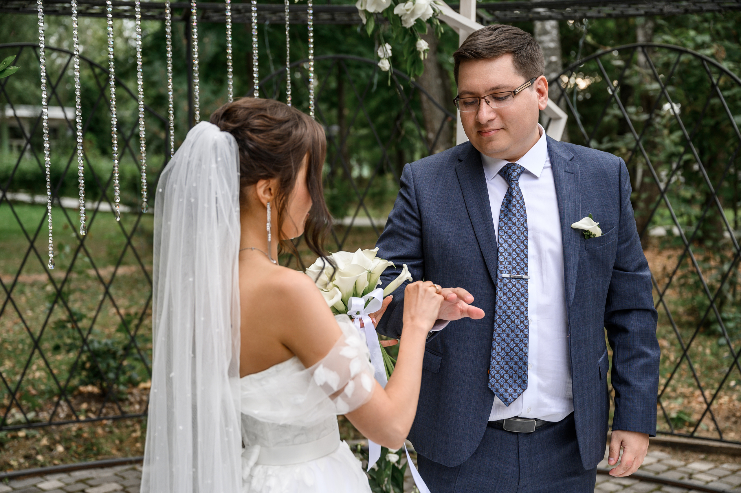 Свадебная фотосессия Барвиха luxury village. Свадебный фотограф Москва Юрий Кульман