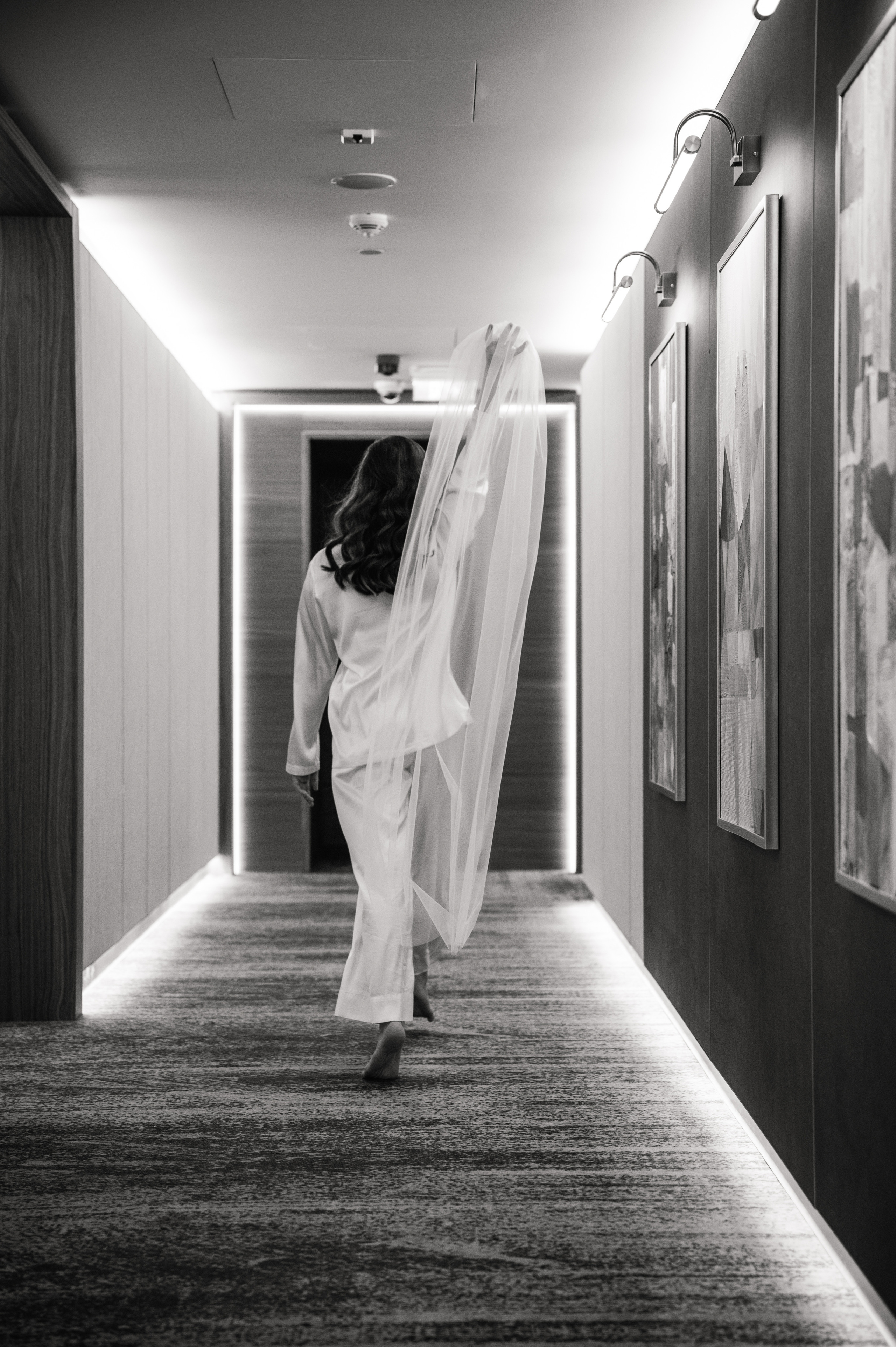 Свадебная фотосессия Radisson Blu Olympiyskiy Hotel. Свадебный фотограф Москва Юрий Кульман