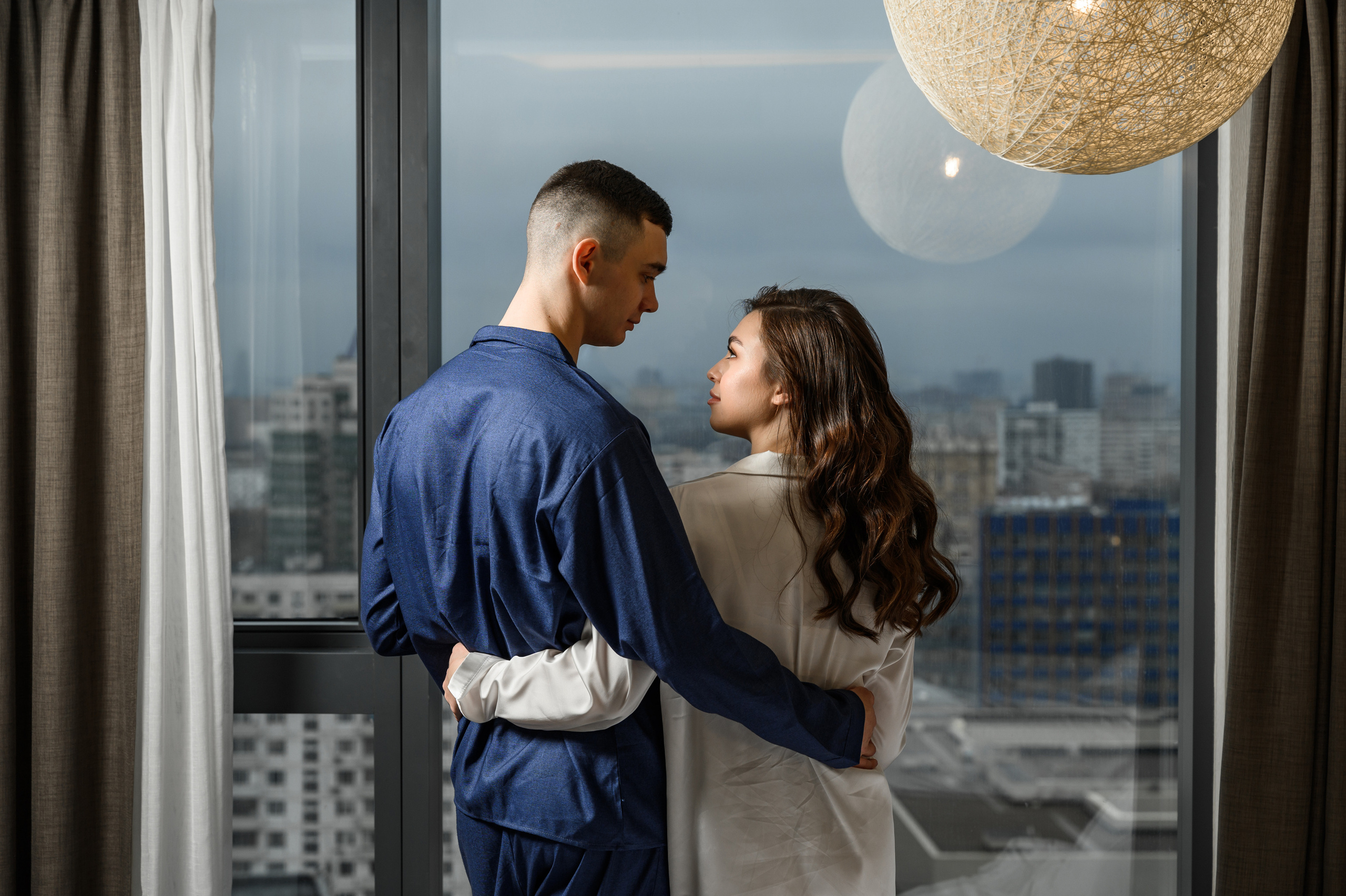 Свадебная фотосессия Radisson Blu Olympiyskiy Hotel. Свадебный фотограф Москва Юрий Кульман