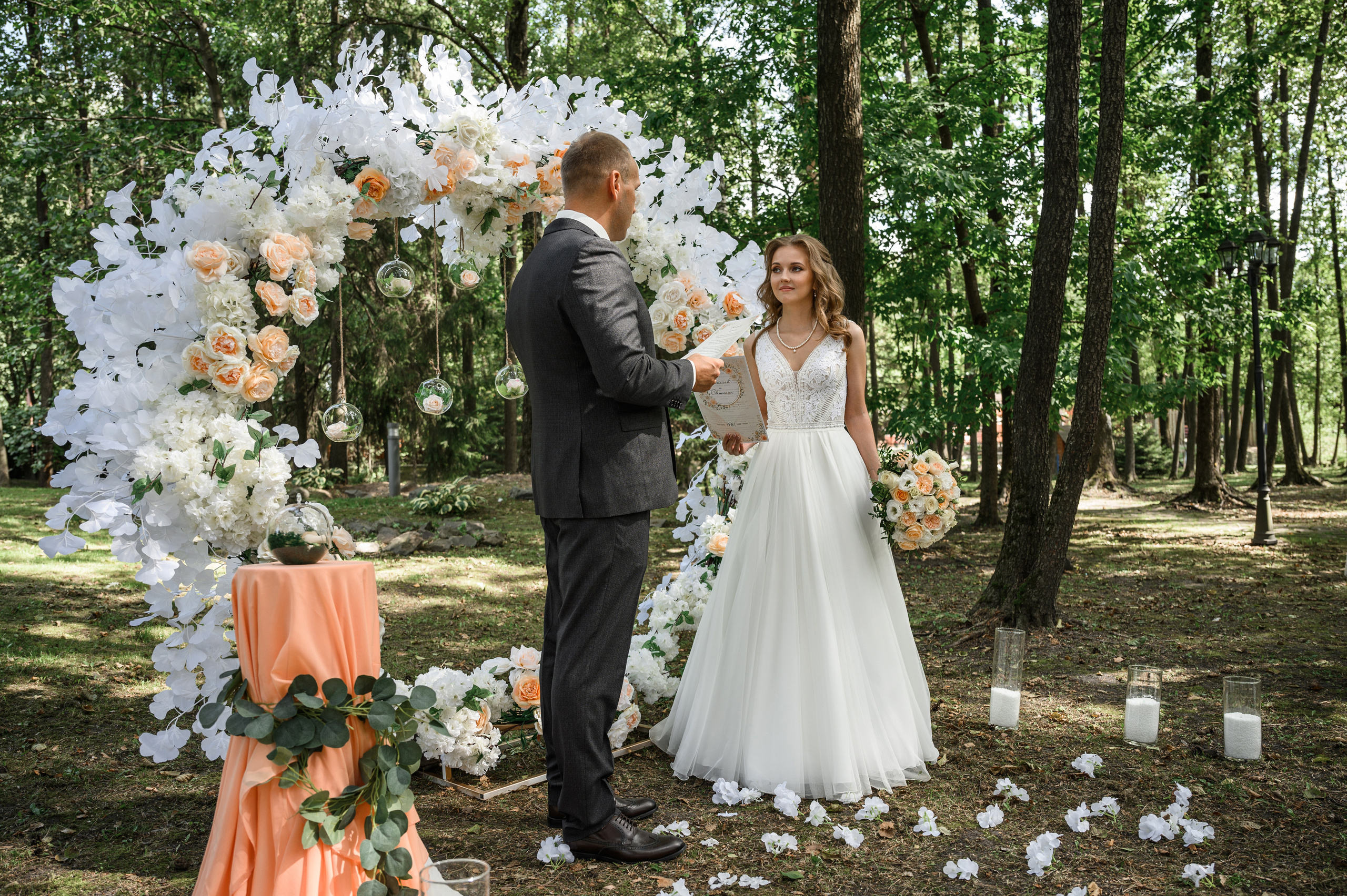 Свадебная фотосессия в Артиленд. Свадебный фотограф Москва Юрий Кульман