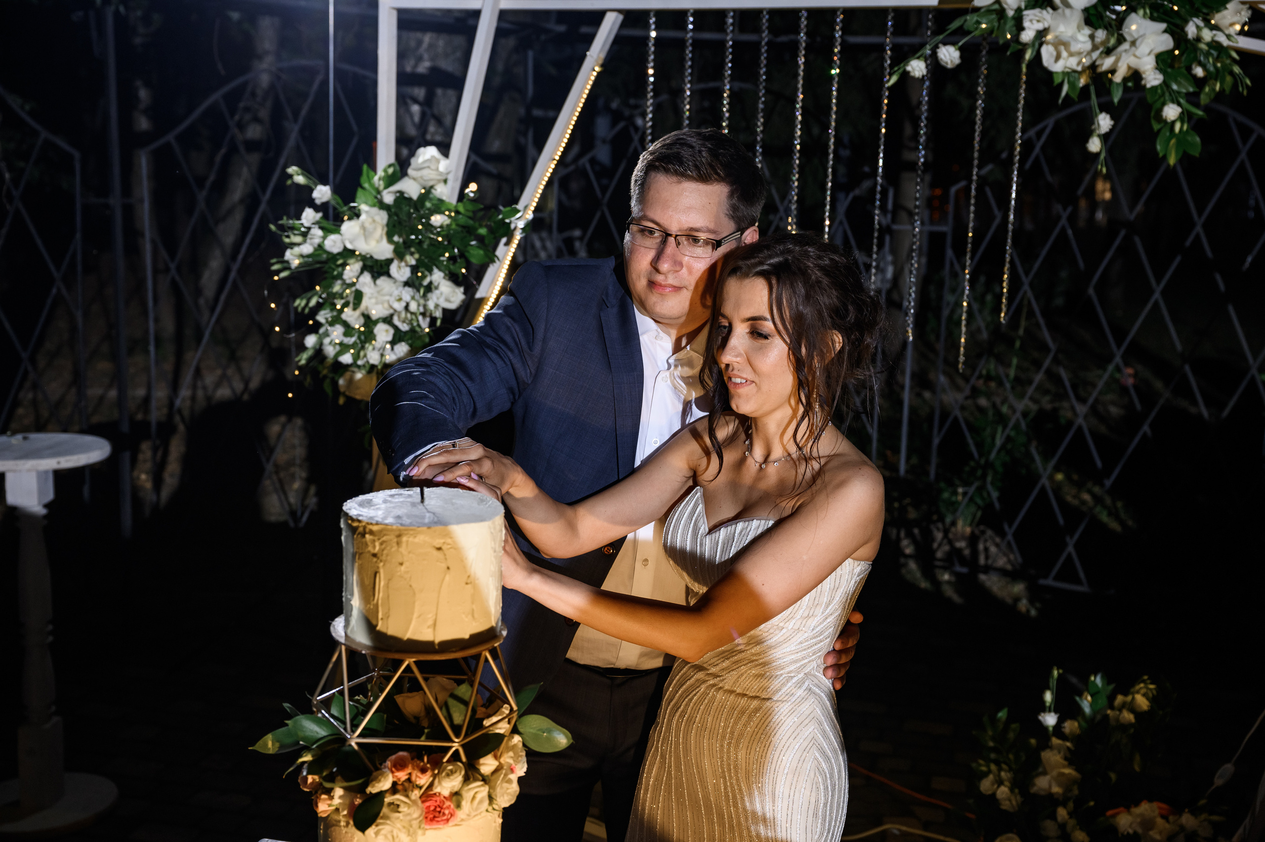 Свадебная фотосессия Барвиха luxury village. Свадебный фотограф Москва Юрий Кульман