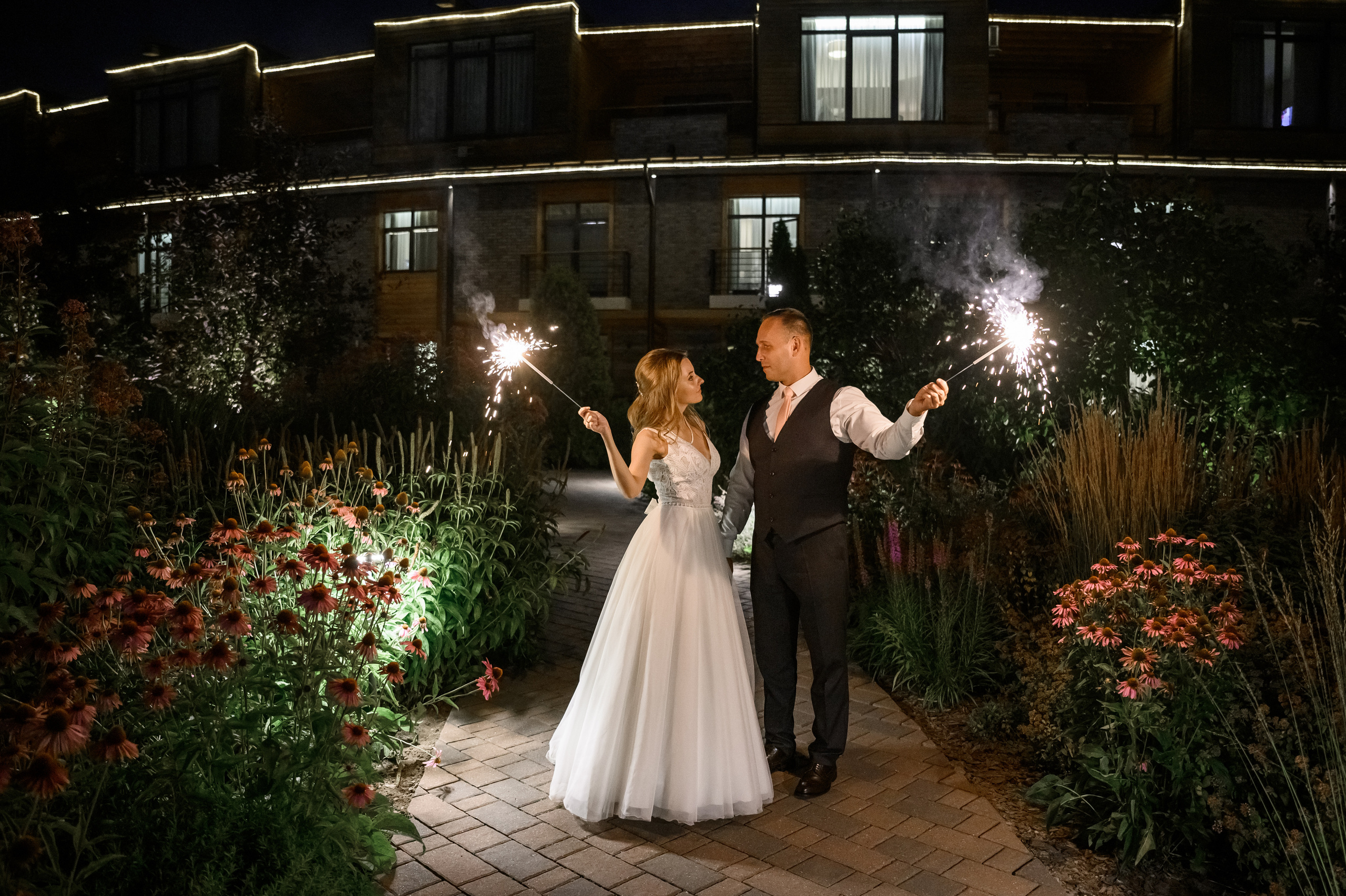 Свадебная фотосессия в Артиленд. Свадебный фотограф Москва Юрий Кульман