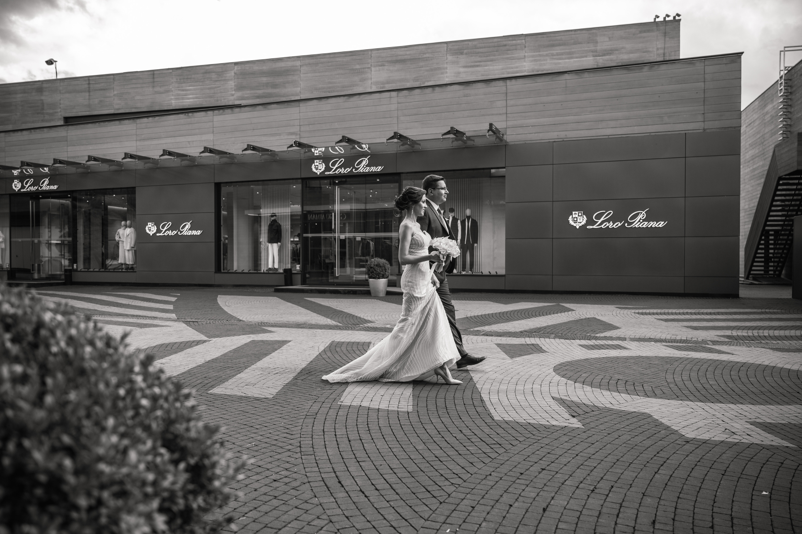 Свадебная фотосессия Барвиха luxury village. Свадебный фотограф Москва Юрий Кульман