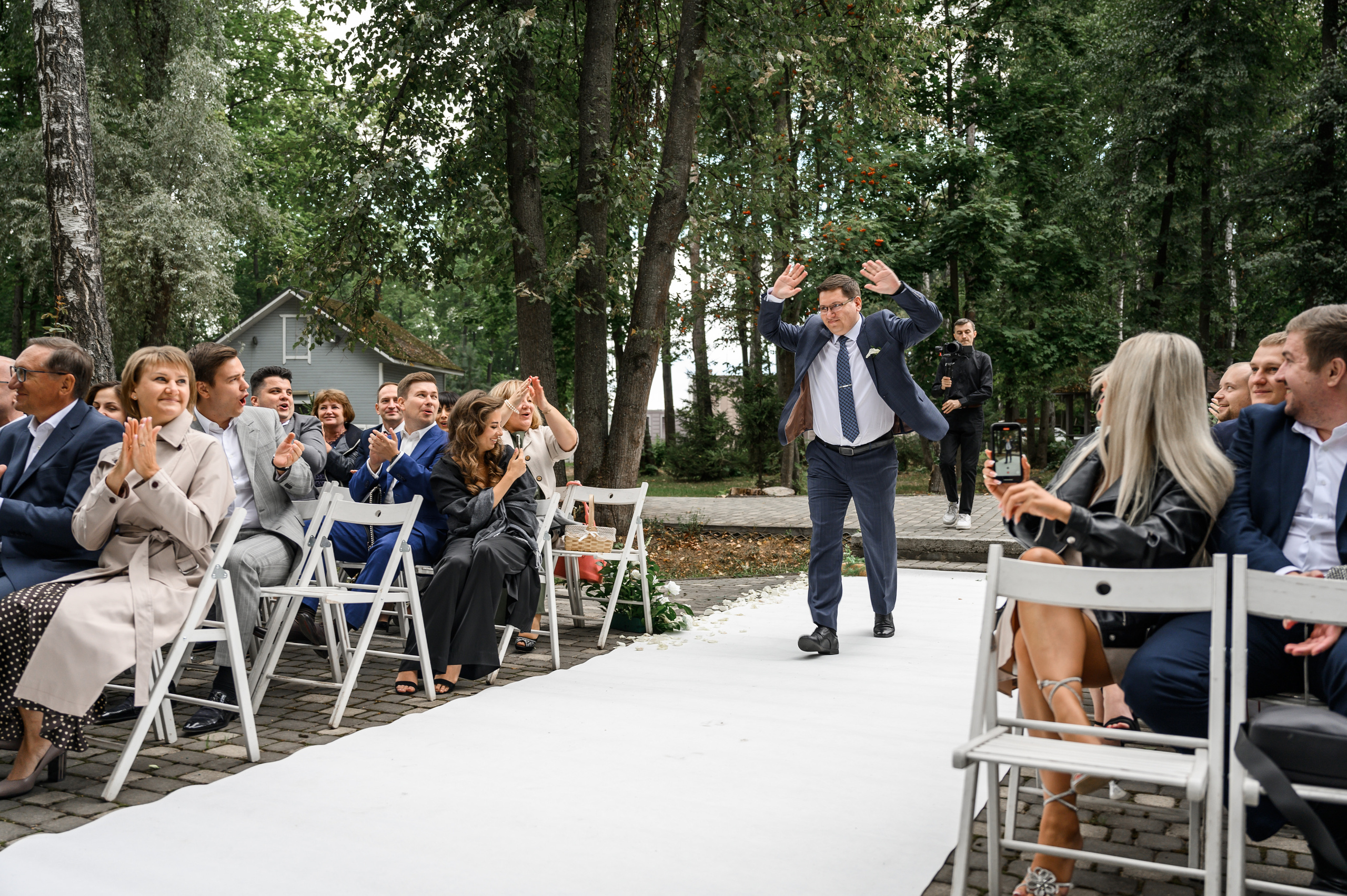 Свадебная фотосессия Барвиха luxury village. Свадебный фотограф Москва Юрий Кульман