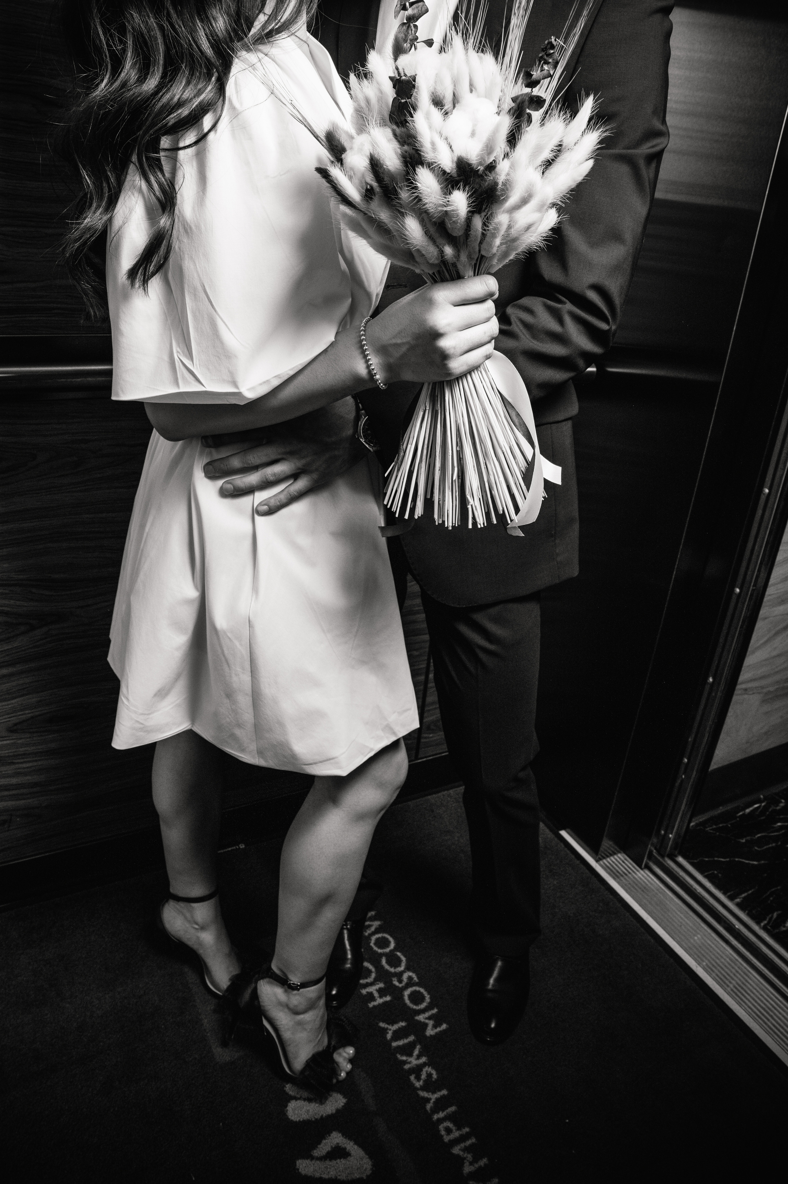 Свадебная фотосессия Radisson Blu Olympiyskiy Hotel. Свадебный фотограф Москва Юрий Кульман