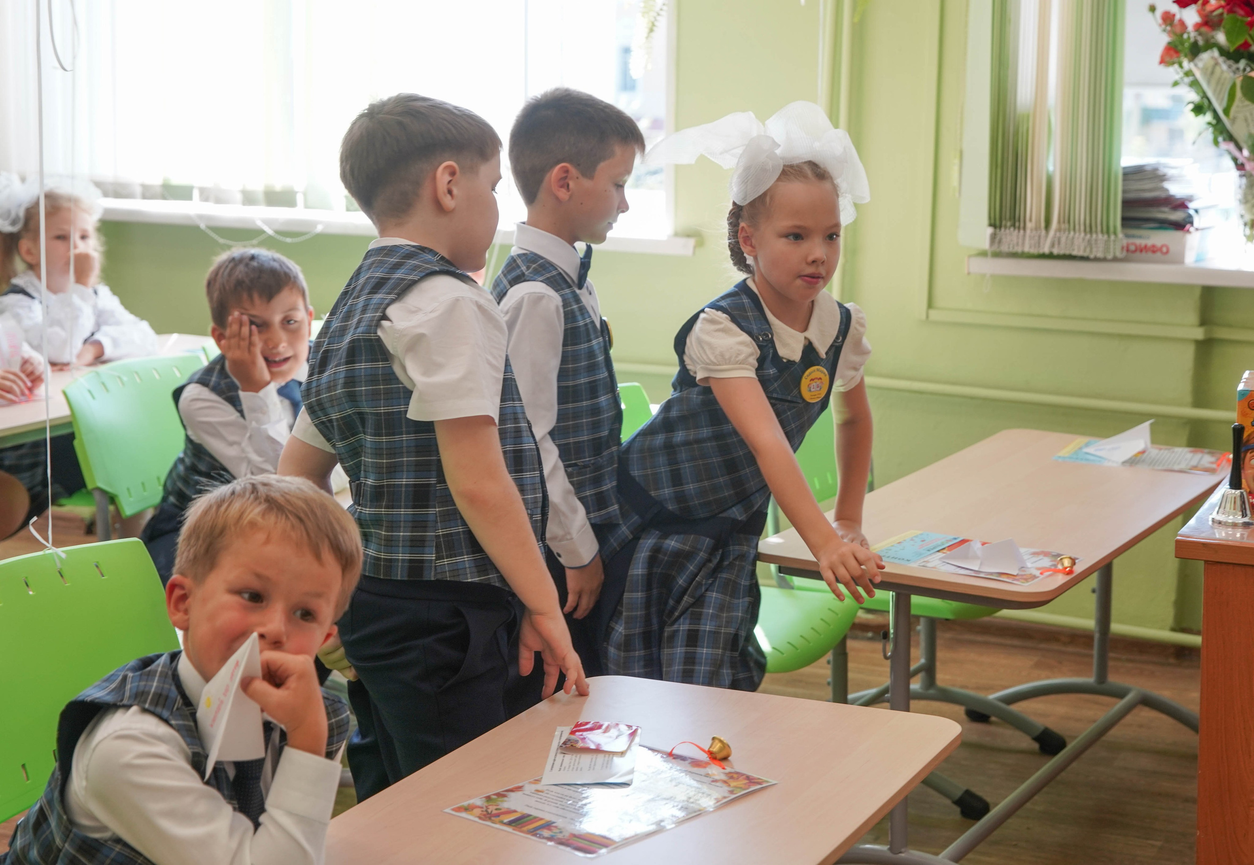Первый класс линейка, в классе, портреты. Семейный и детский фотограф в Нижнем Новгороде