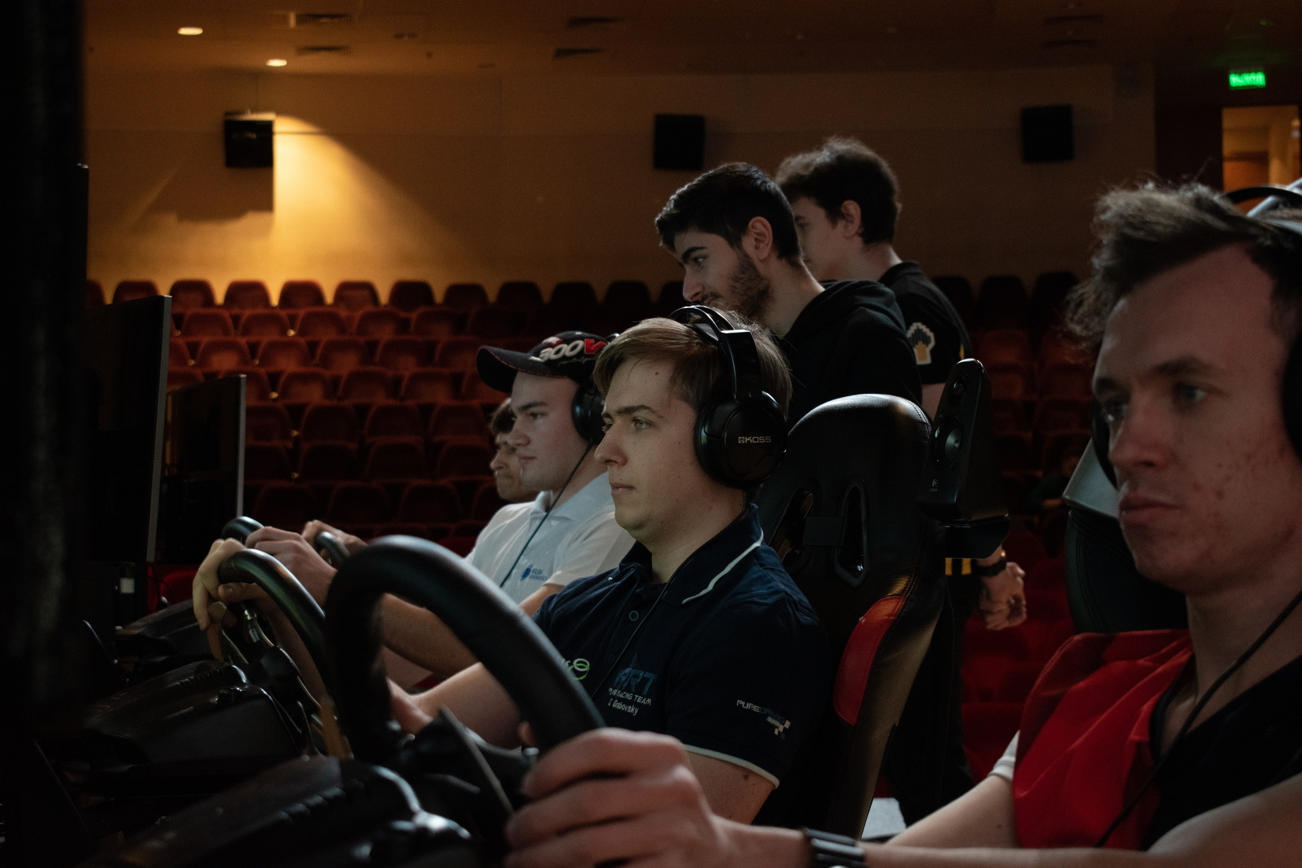 RaceRoom — Командный турнир среди ВУЗов города Москвы | 22.02.20. Репортажный фотограф Сыбер Мартти