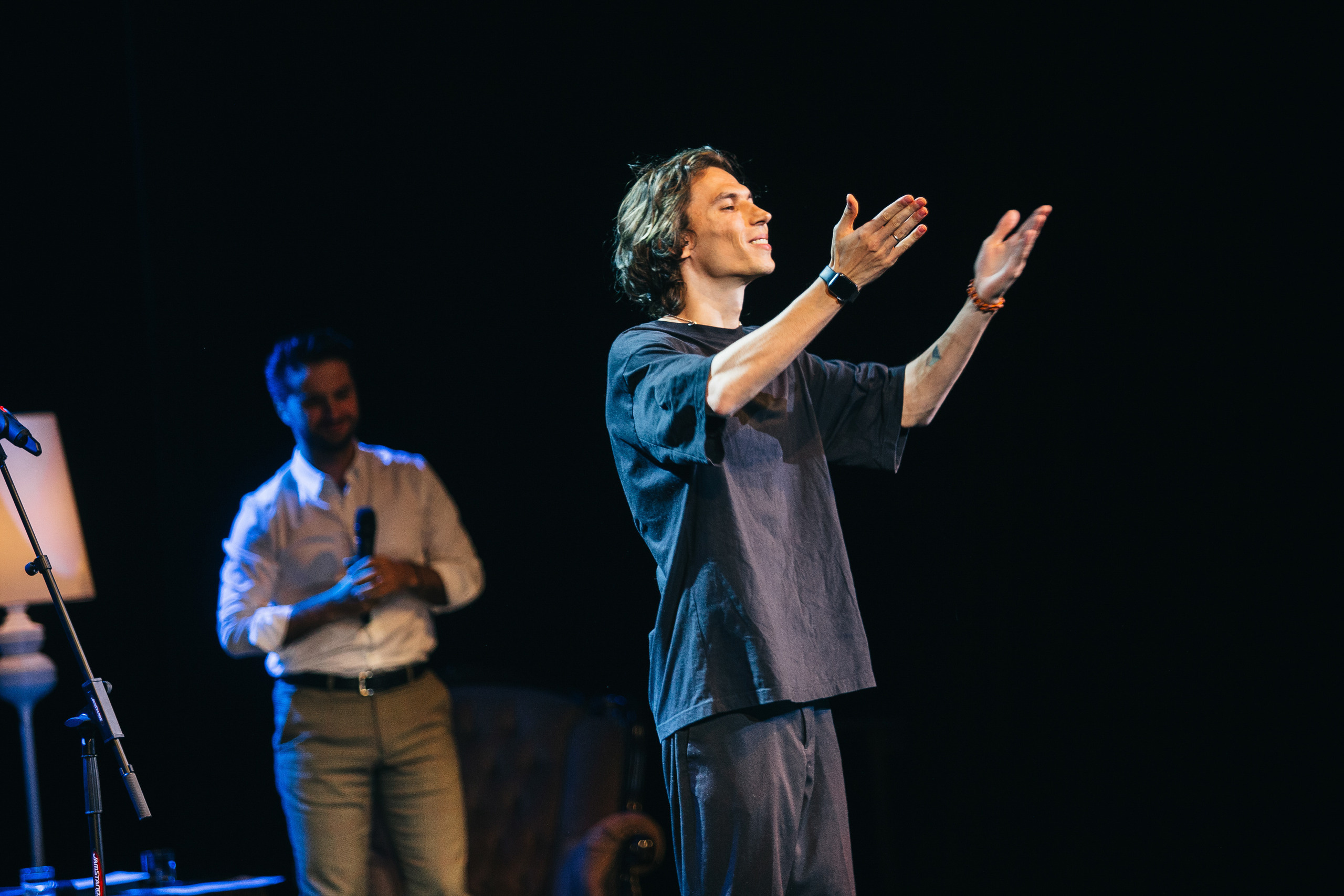 Поэтический вечер в Петербурге. Портфолио свадебного фотографа. Роман Каргаполов