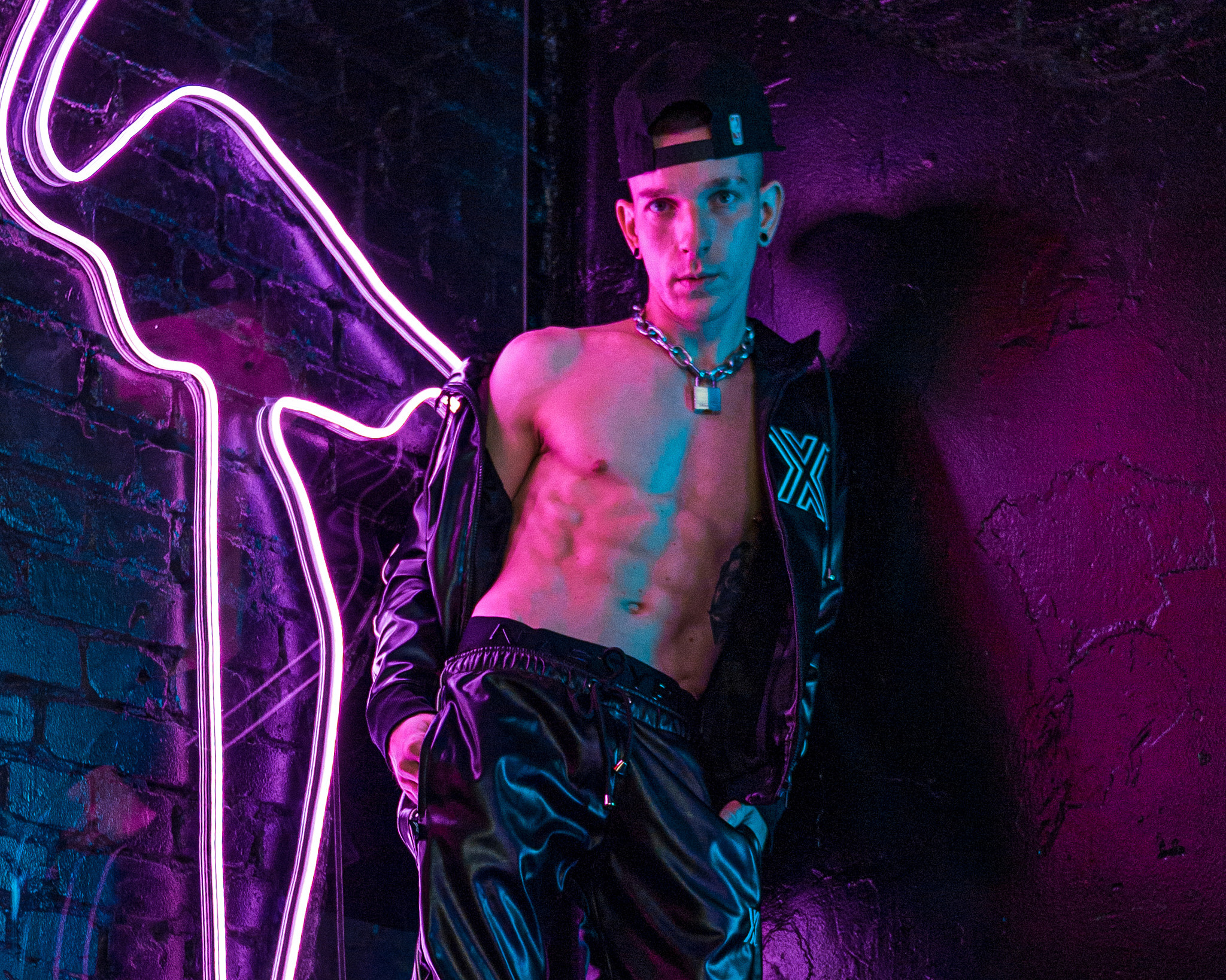 NEON X FETISH 2. ANDY KIN Мужской и ню-фотограф в Москве