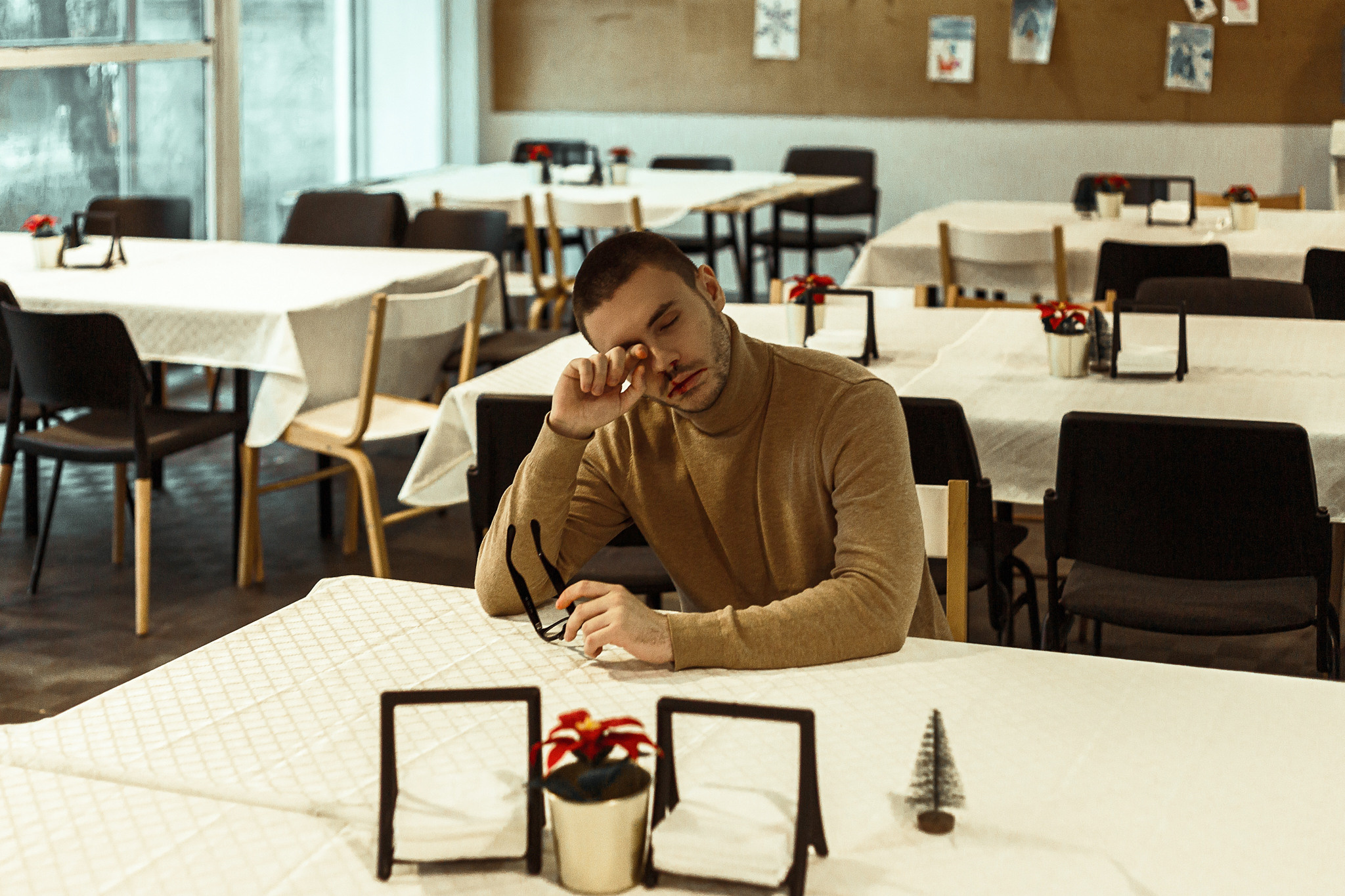 ANTON X ARTHOUSE. ANDY KIN Мужской и ню-фотограф в Москве