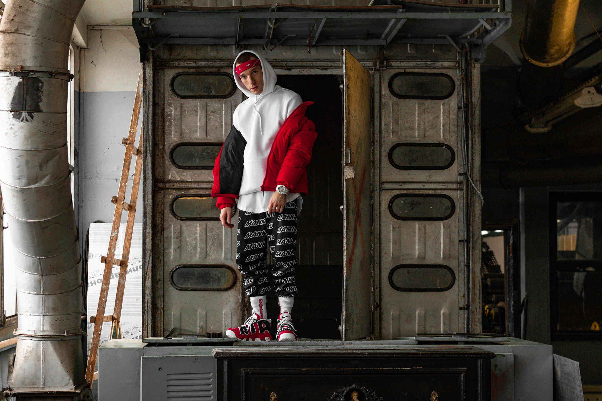 EUGENE X FACTORY. ANDY KIN Мужской и ню-фотограф в Москве