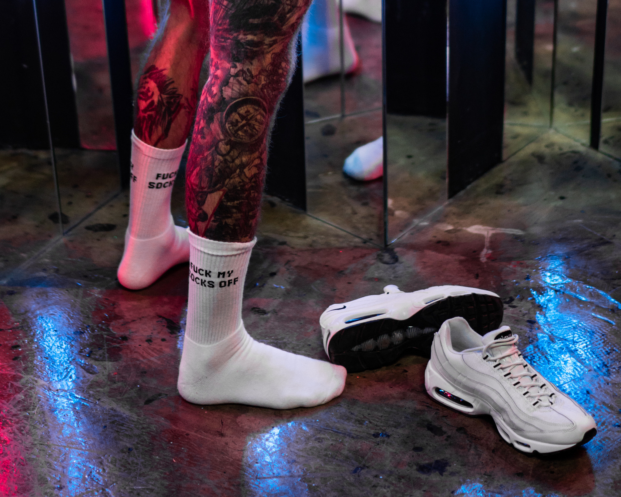 NEON x FETISH. ANDY KIN Мужской и ню-фотограф в Москве