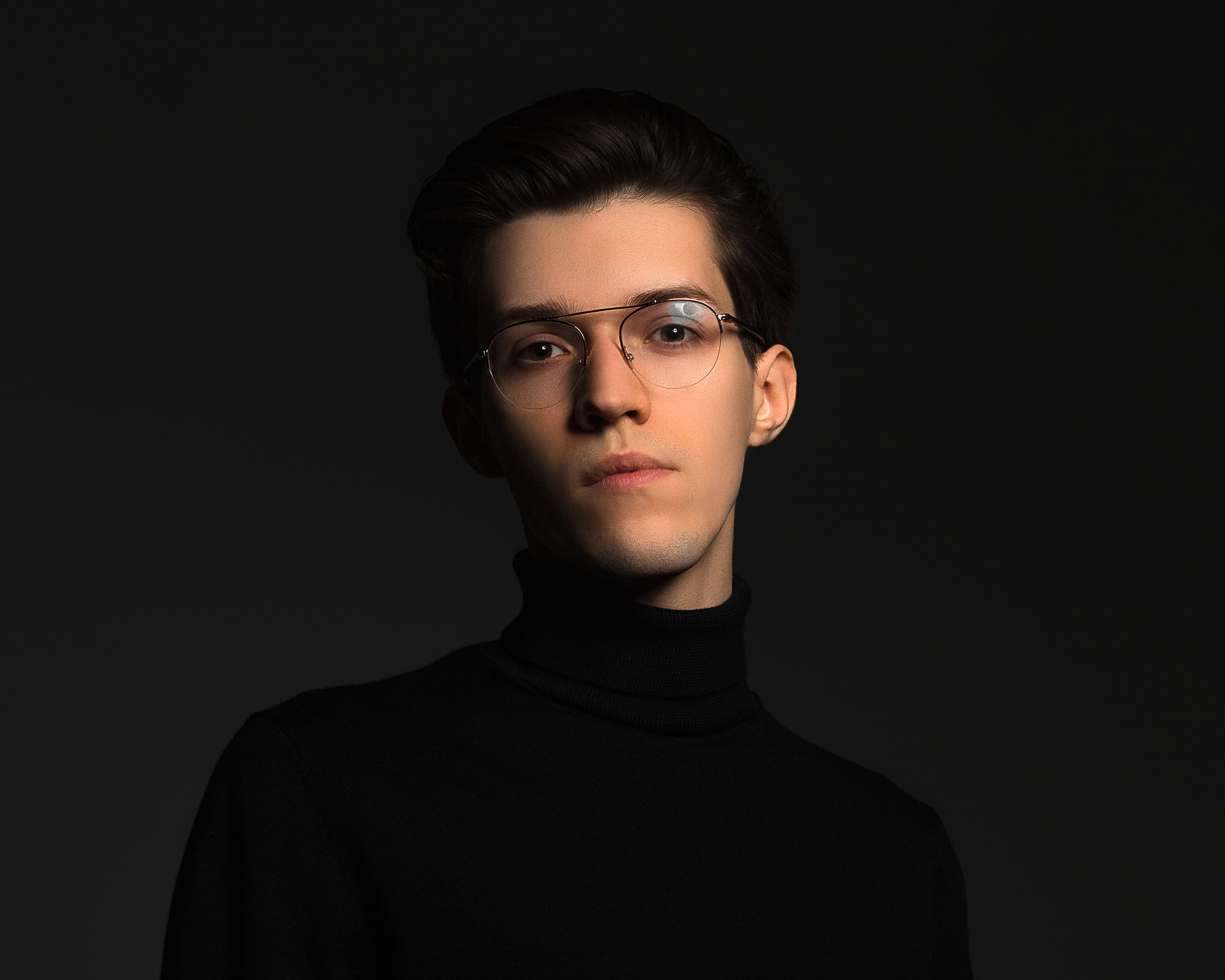 MAX. ANDY KIN Мужской и ню-фотограф в Москве