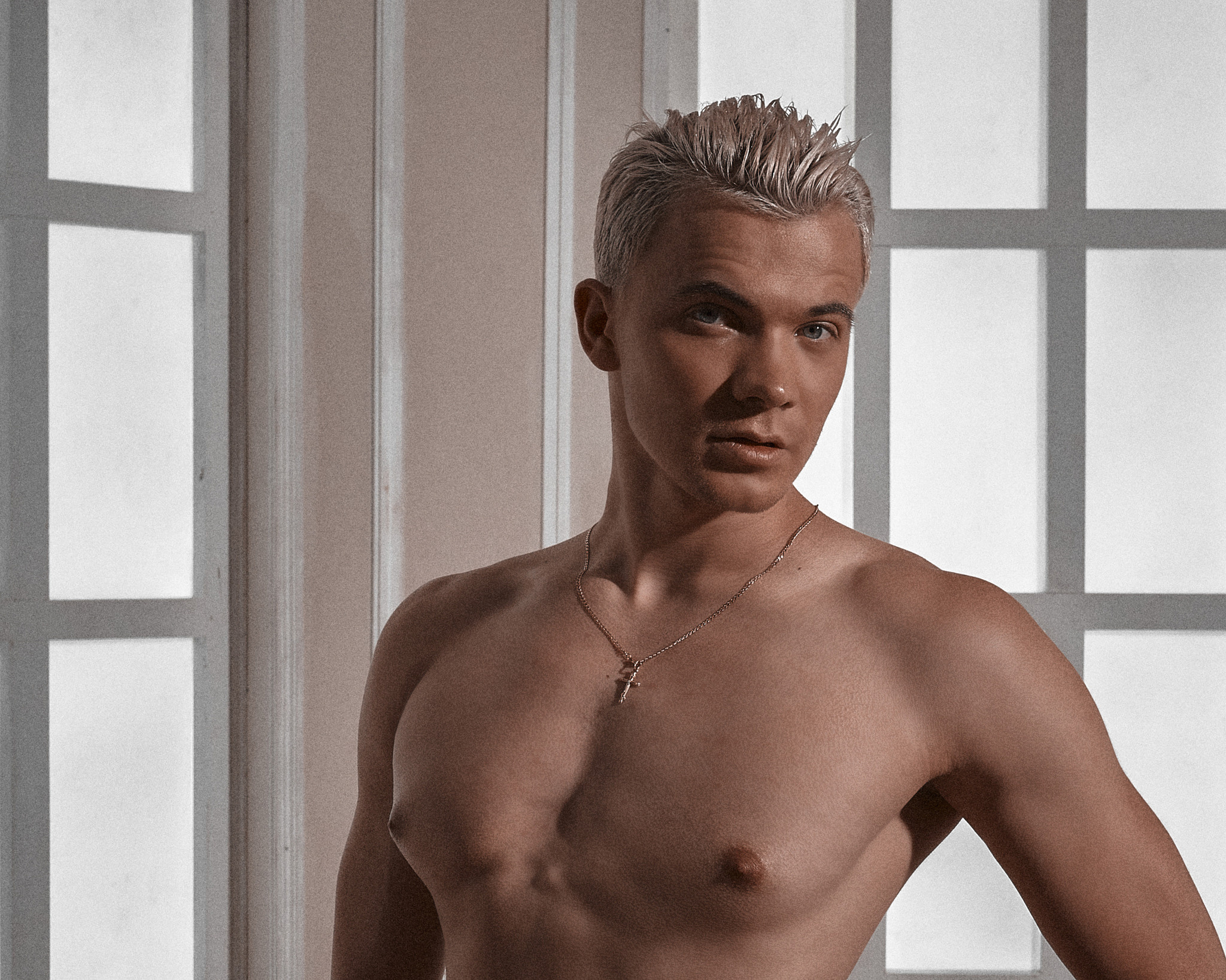 More LIGHT. ANDY KIN Мужской и ню-фотограф в Москве