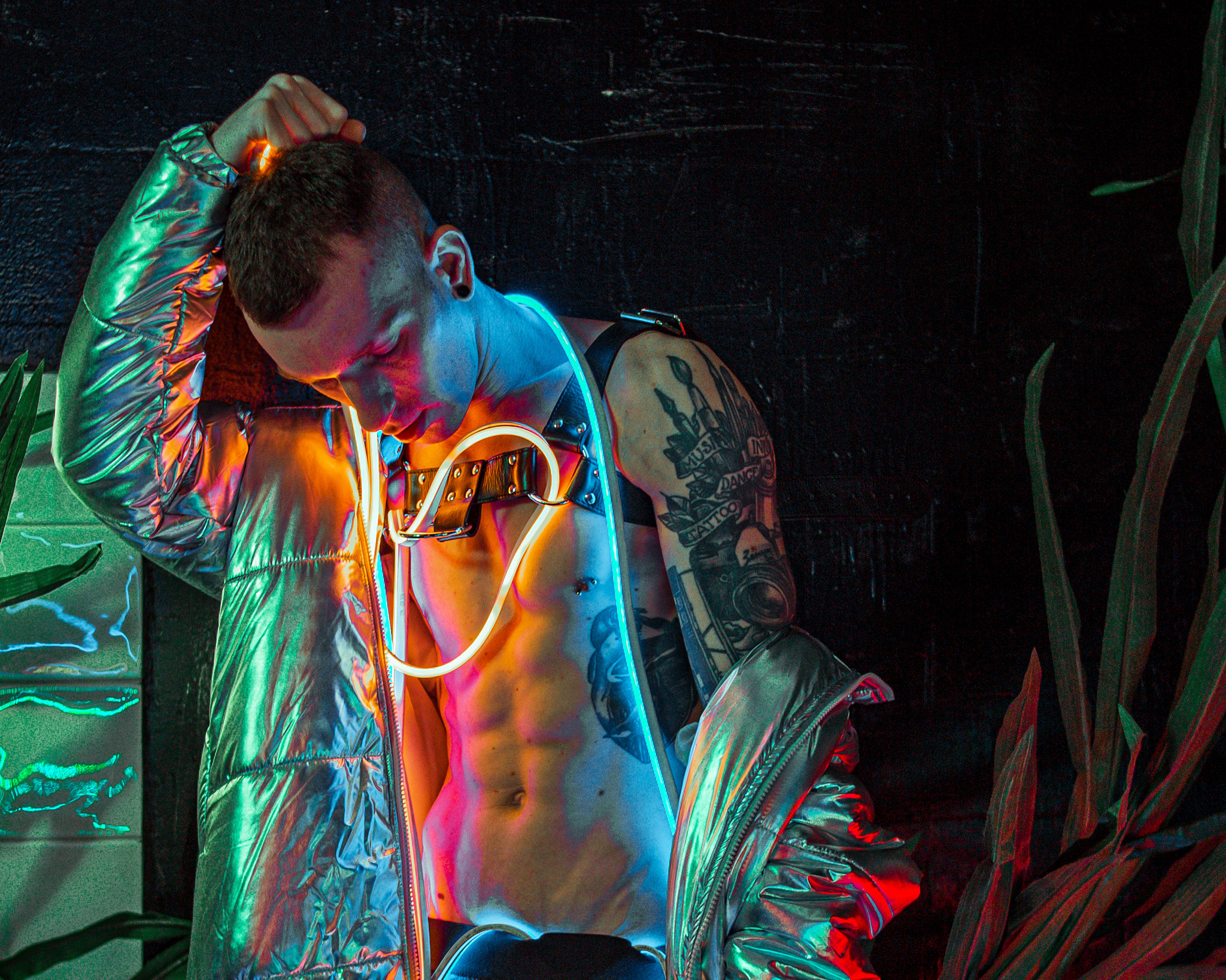 EUGENE X NEON 2. ANDY KIN Мужской и ню-фотограф в Москве