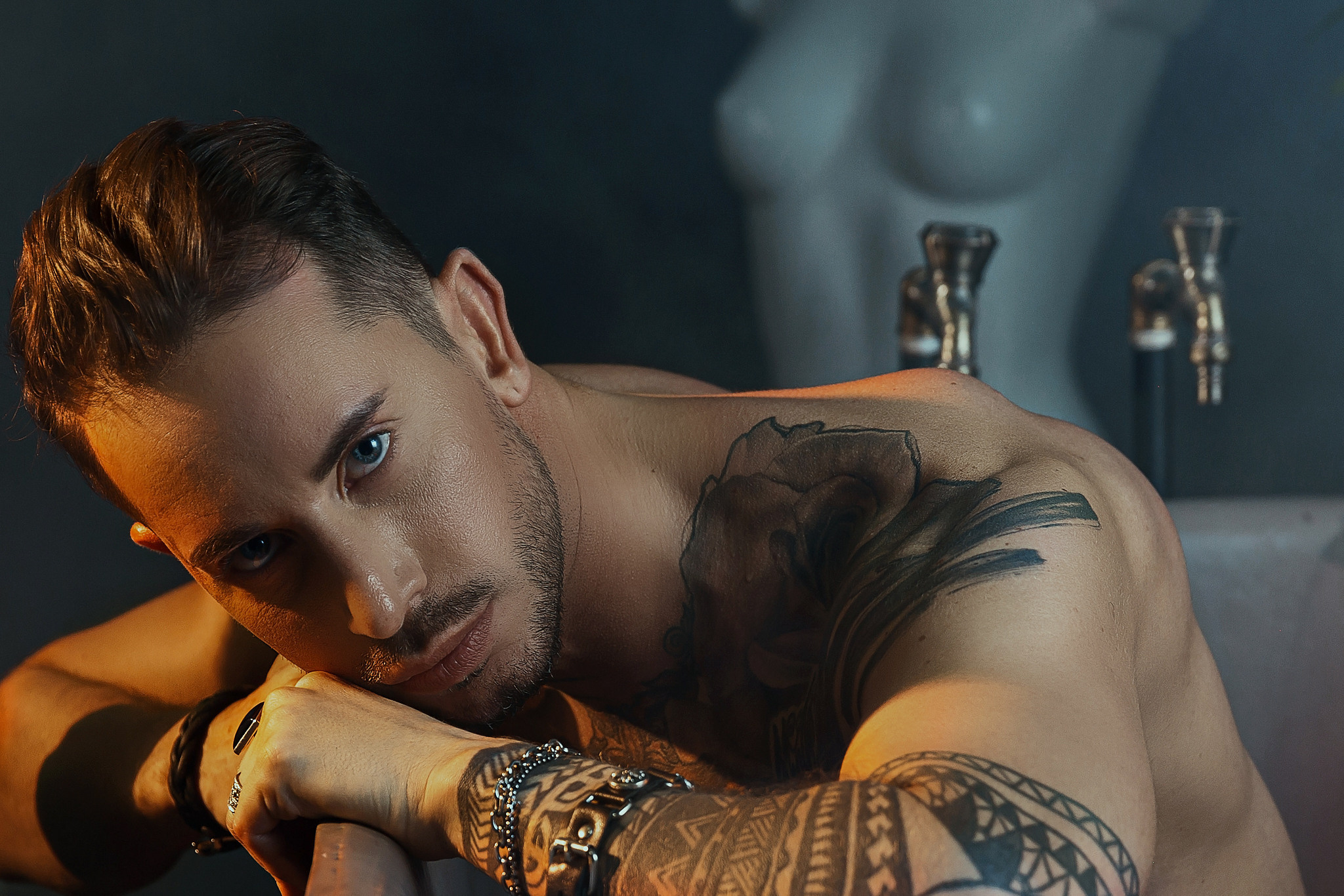 LOFT & bar. ANDY KIN Мужской и ню-фотограф в Москве