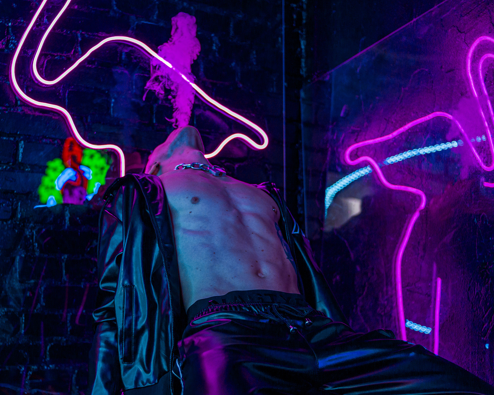 NEON X FETISH 2. ANDY KIN Мужской и ню-фотограф в Москве