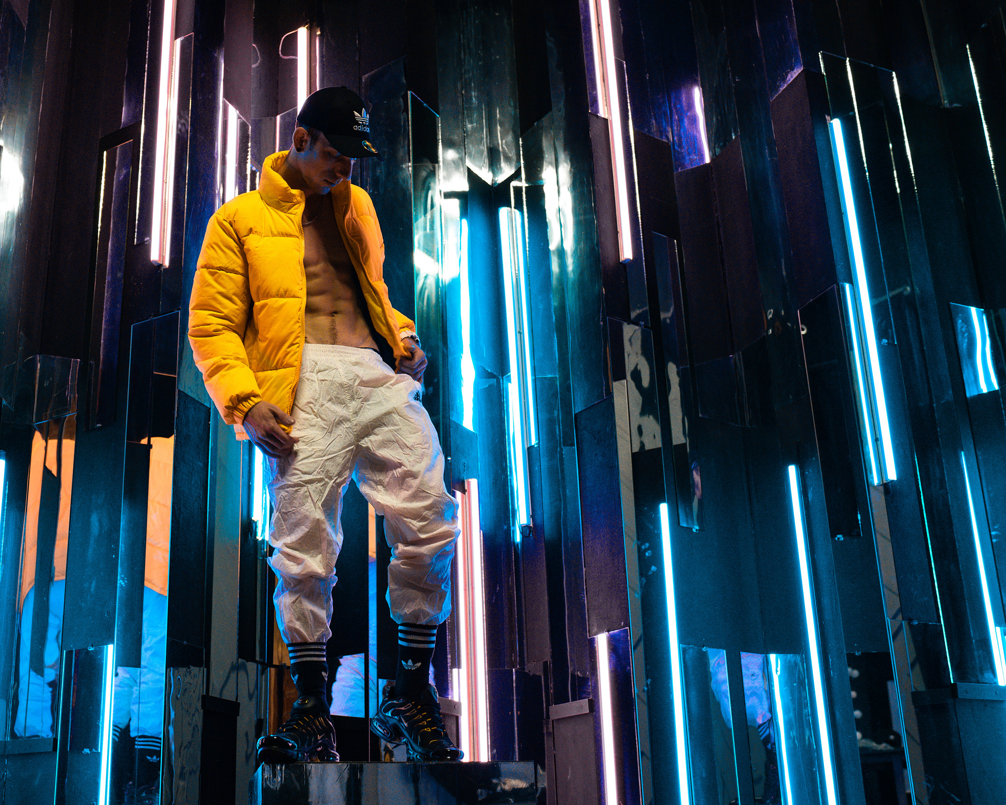 EUGENE X NEON. ANDY KIN Мужской и ню-фотограф в Москве