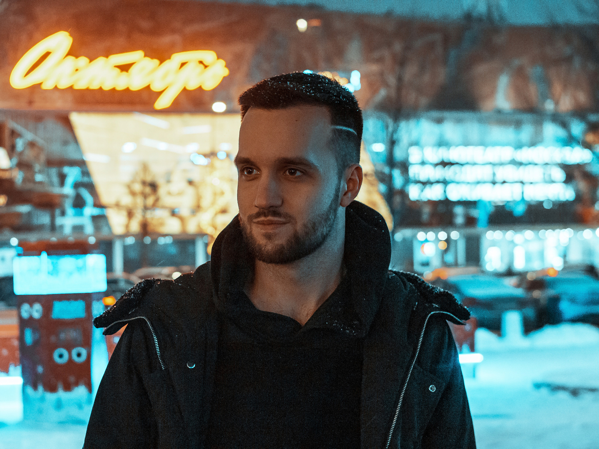 WOLF X ARBAT. ANDY KIN Мужской и ню-фотограф в Москве