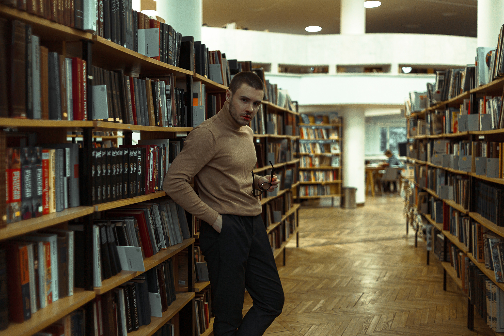 ANTON X ARTHOUSE. ANDY KIN Мужской и ню-фотограф в Москве