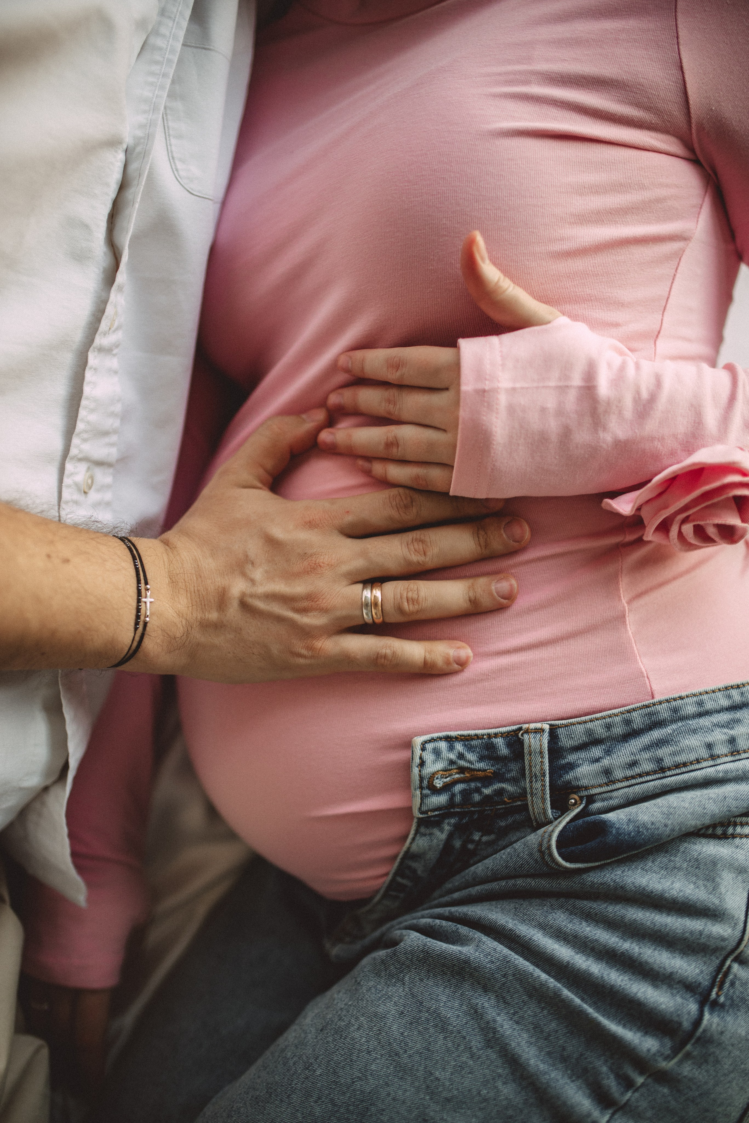 Фотосессия беременности в фотостудии. Семейная фотосессия Бутово Москва фотограф Алина Морщагина