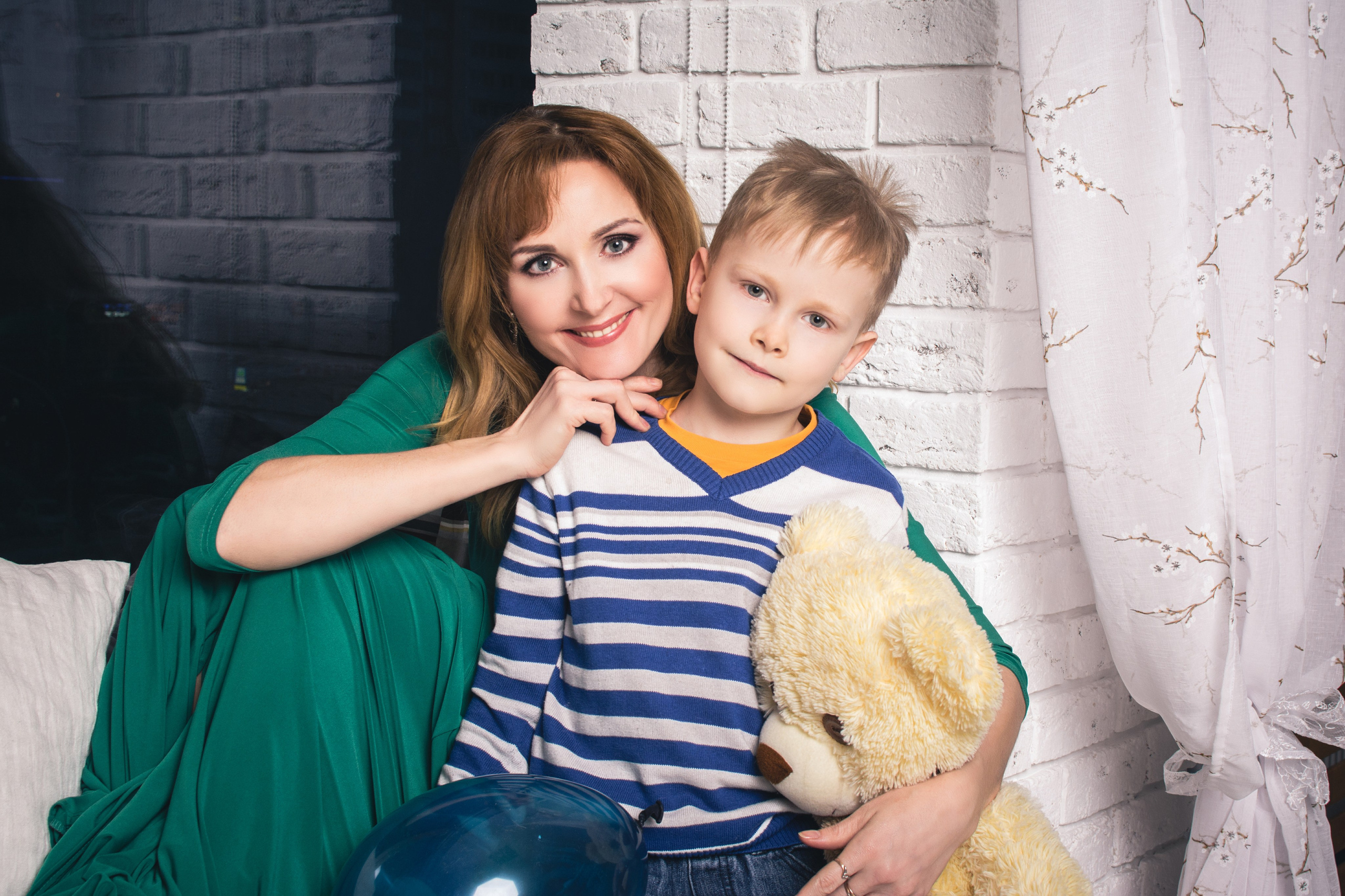 Татьяна Иванькова и семья. Портретный креативный творческий фотограф в Казани Михаил Бушенев