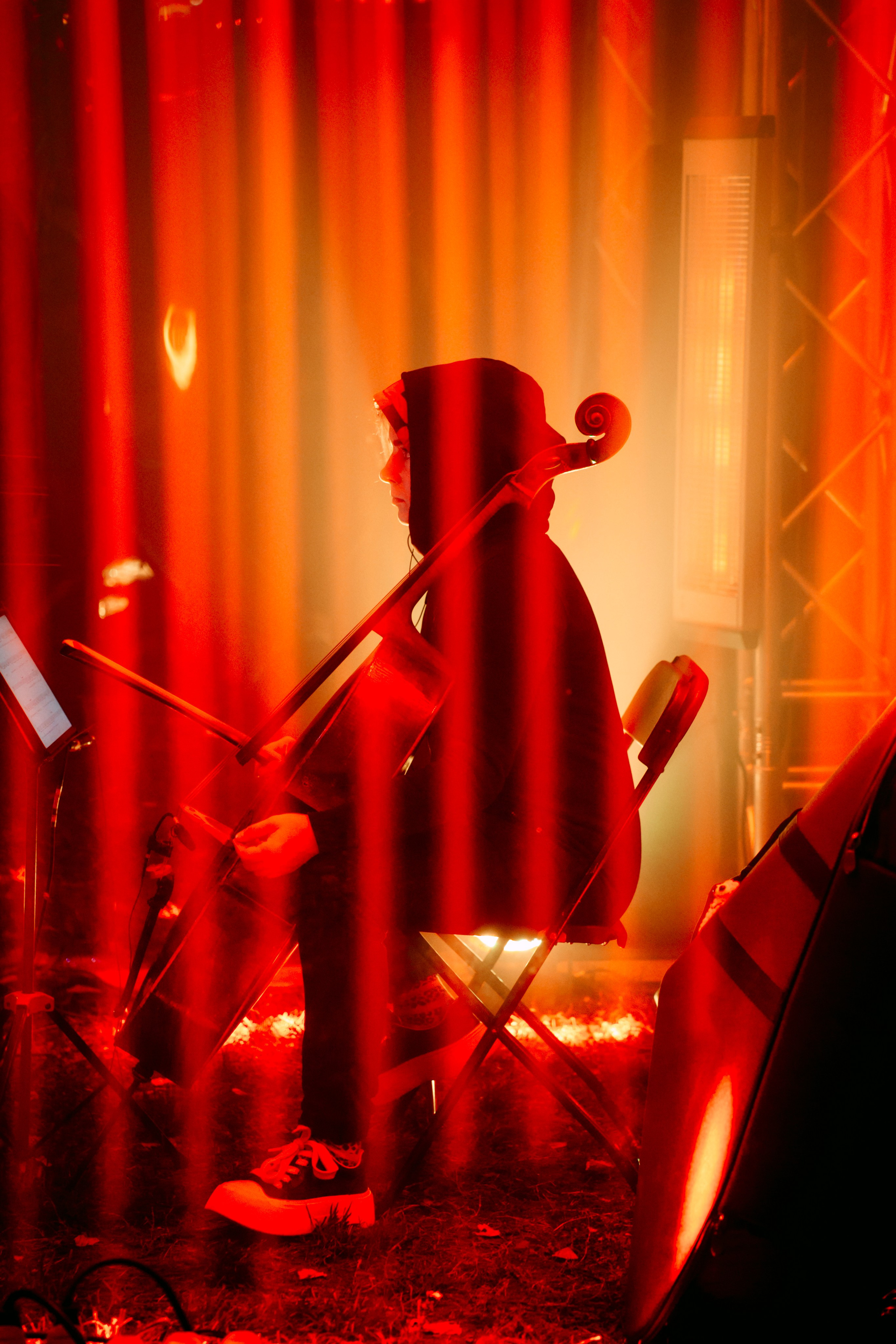 Synesthesia|Черное озеро. Главная