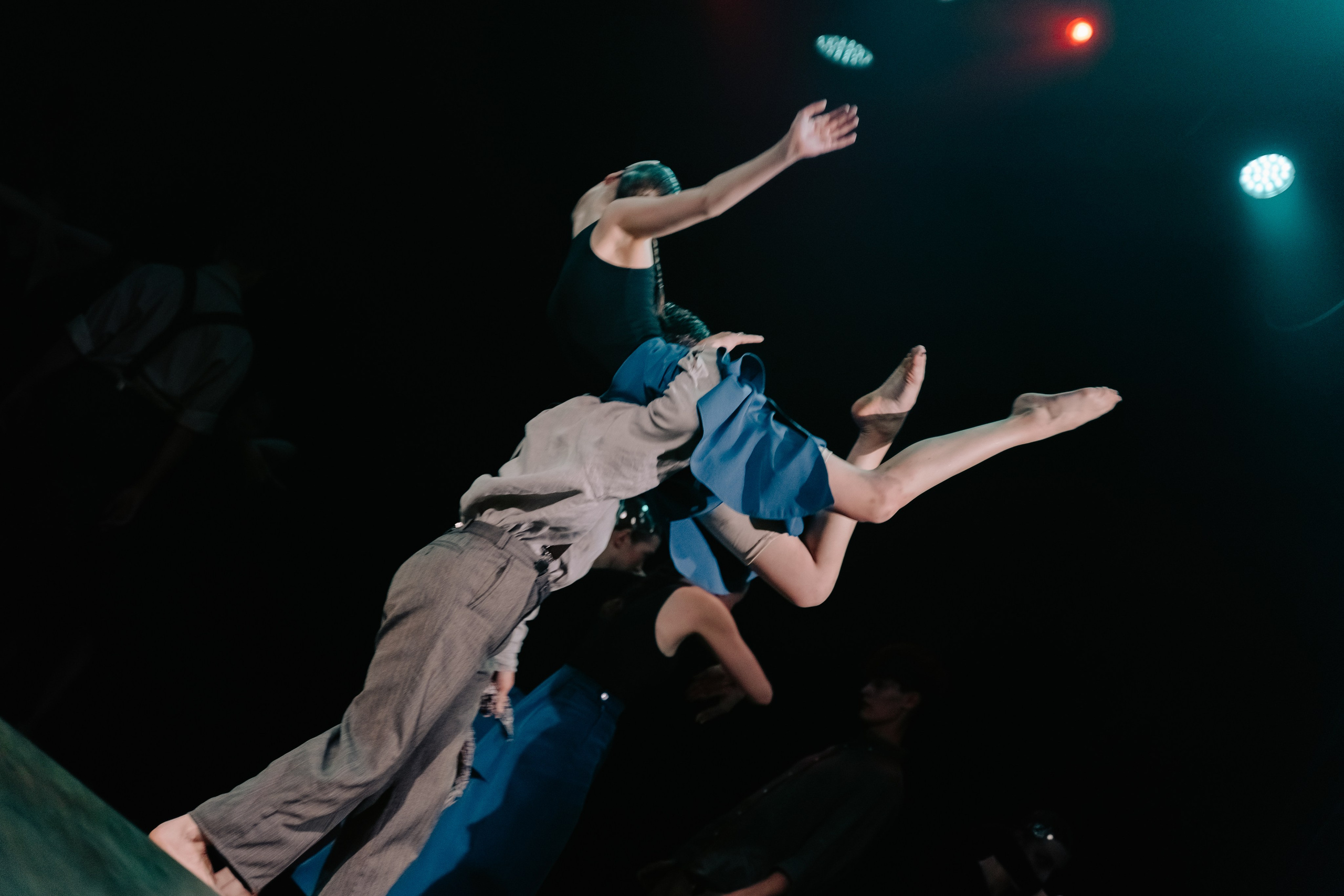 Спектакль «Песнь сирен». Главная