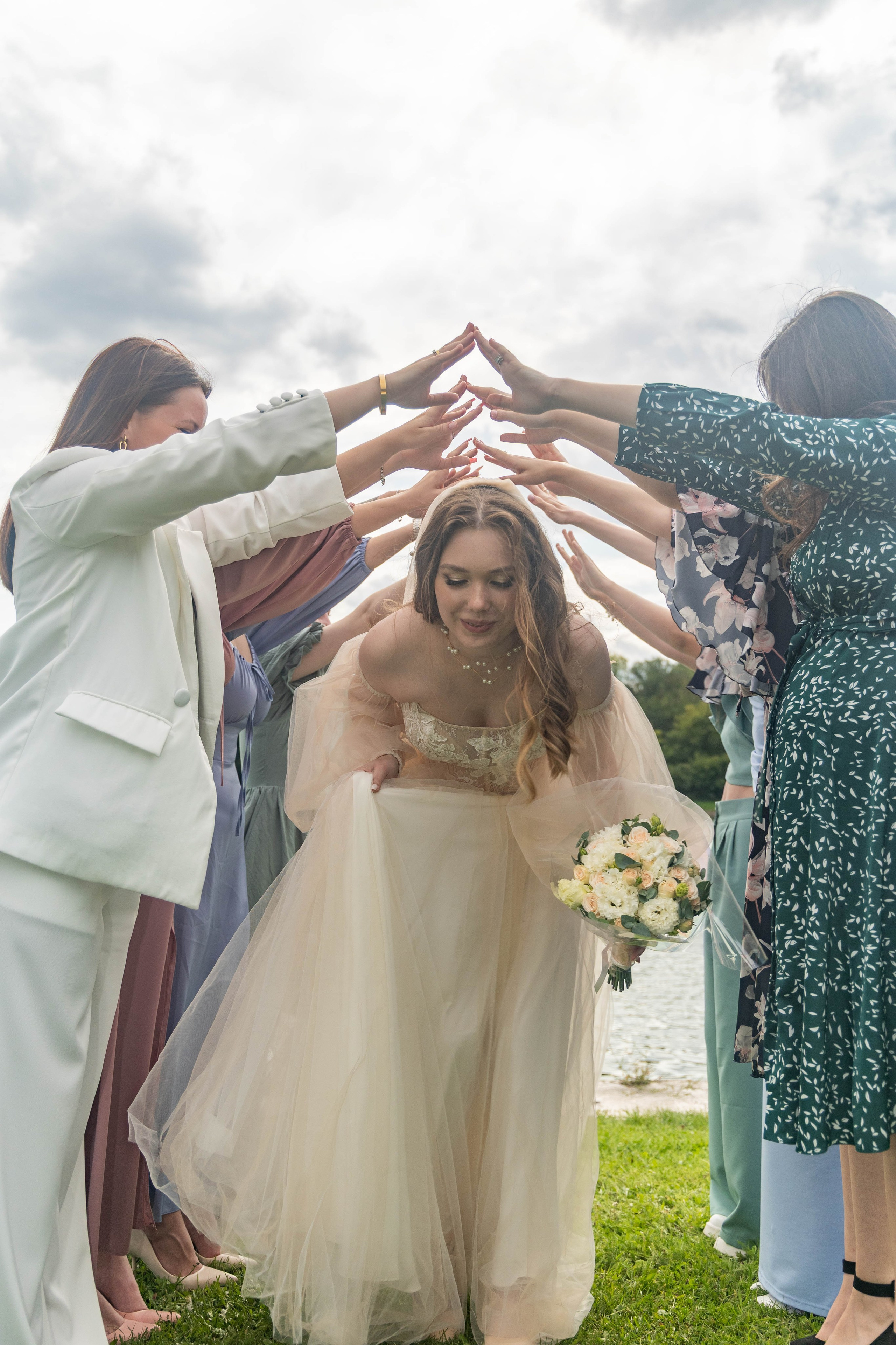 Свадебная фотосессия свадебный фотограф Татьяна Марсуверских свадебная фотопрогулка Москва Жуковский. Фотограф для маркетплейсов, фотоуслуги в Жуковском Татьяна Марсуверских
