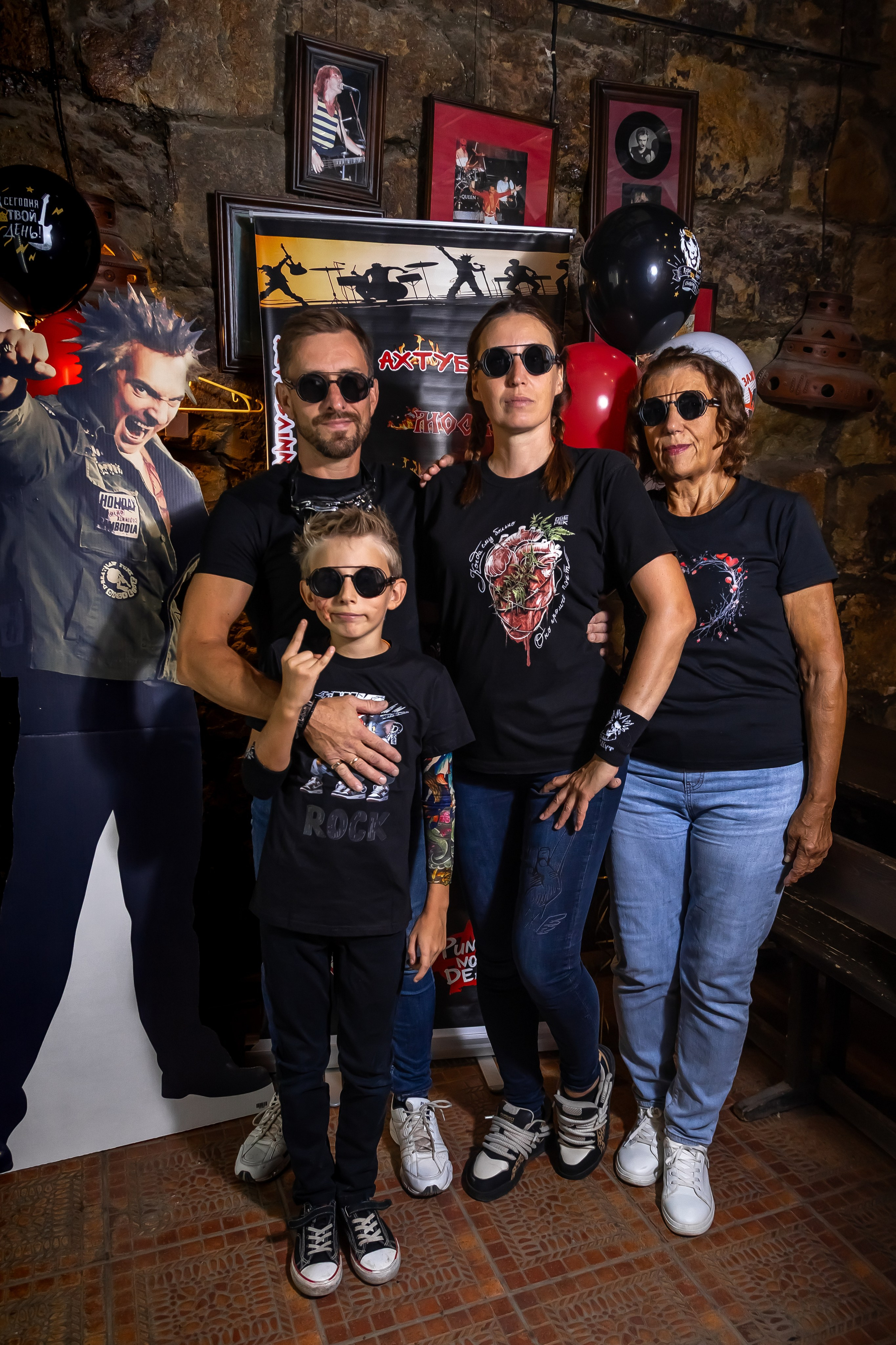 День Рождения Алексея в баре «Белая Лошадь». Фотограф в Волгограде Норченко Светлана