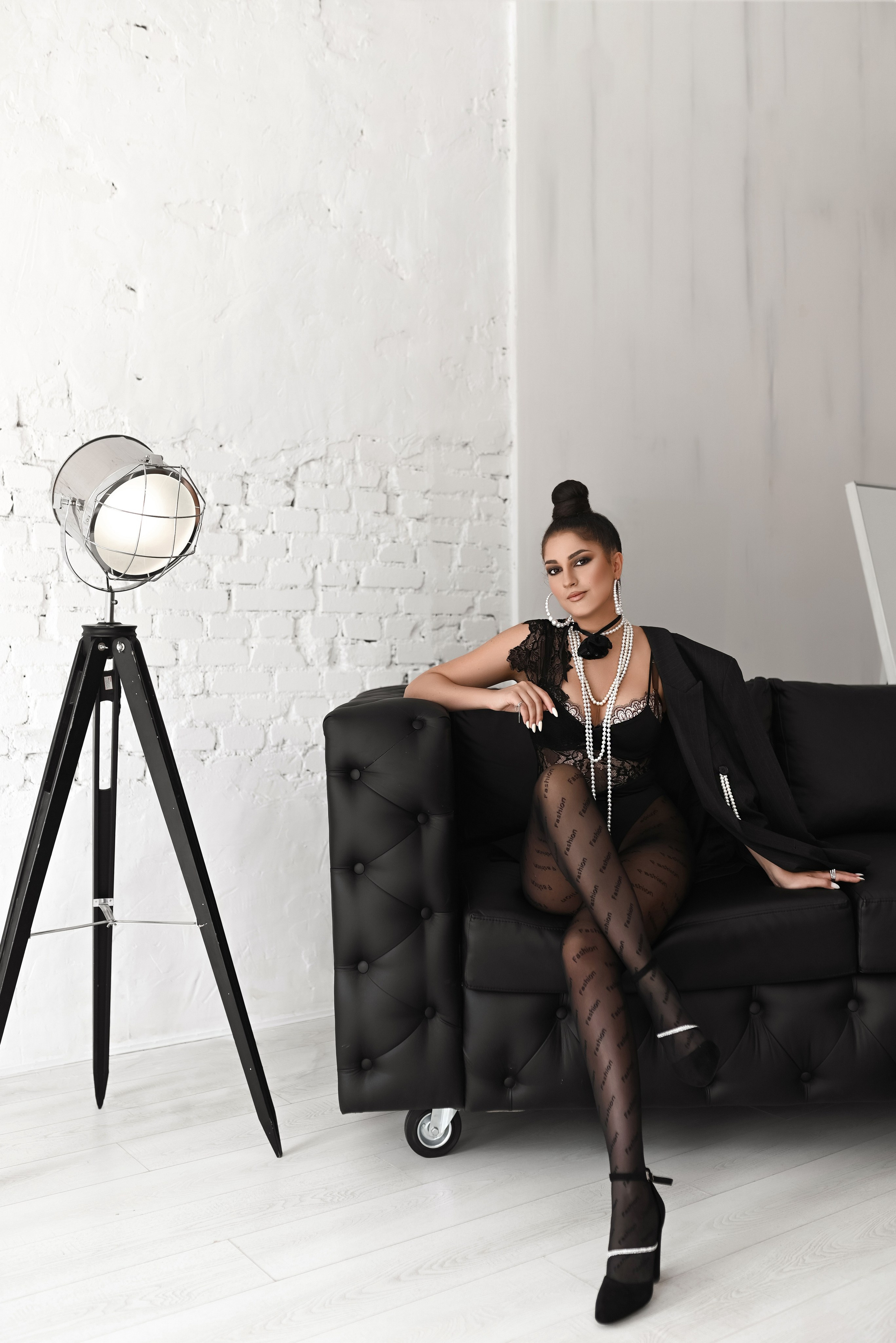 ЗАЛ «MOBY». Фотостудия в Мариуполе «Берлога»