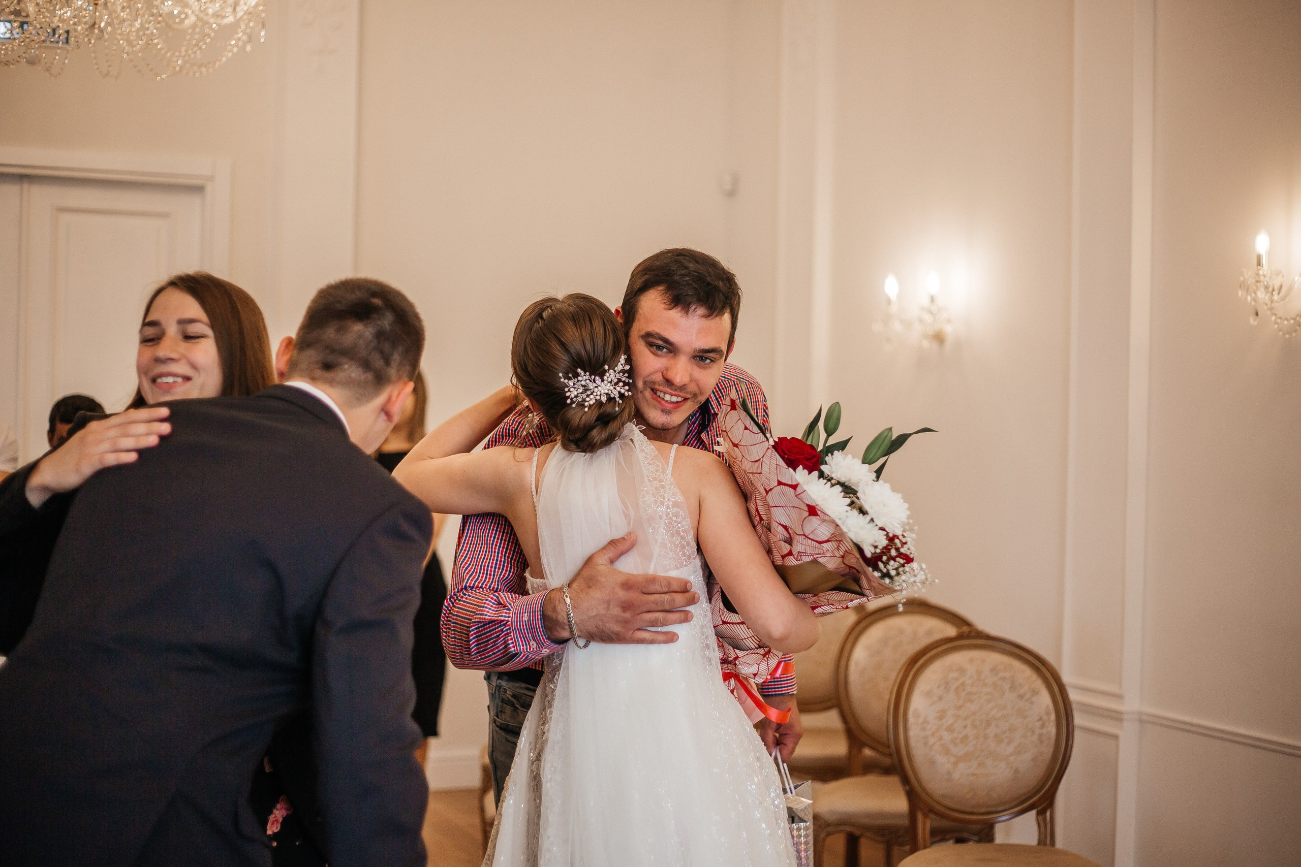 Айнура и Александр. Главная