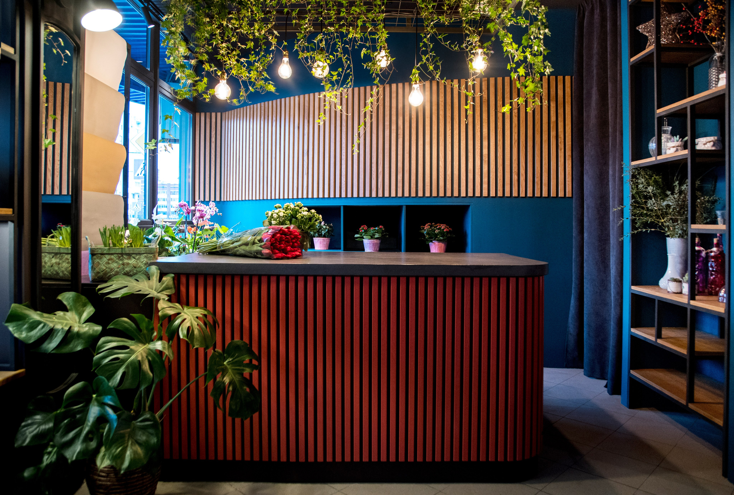 Цветочный магазин. MIRRO STUDIO Дизайн интерьера и реализация под ключ Варшава