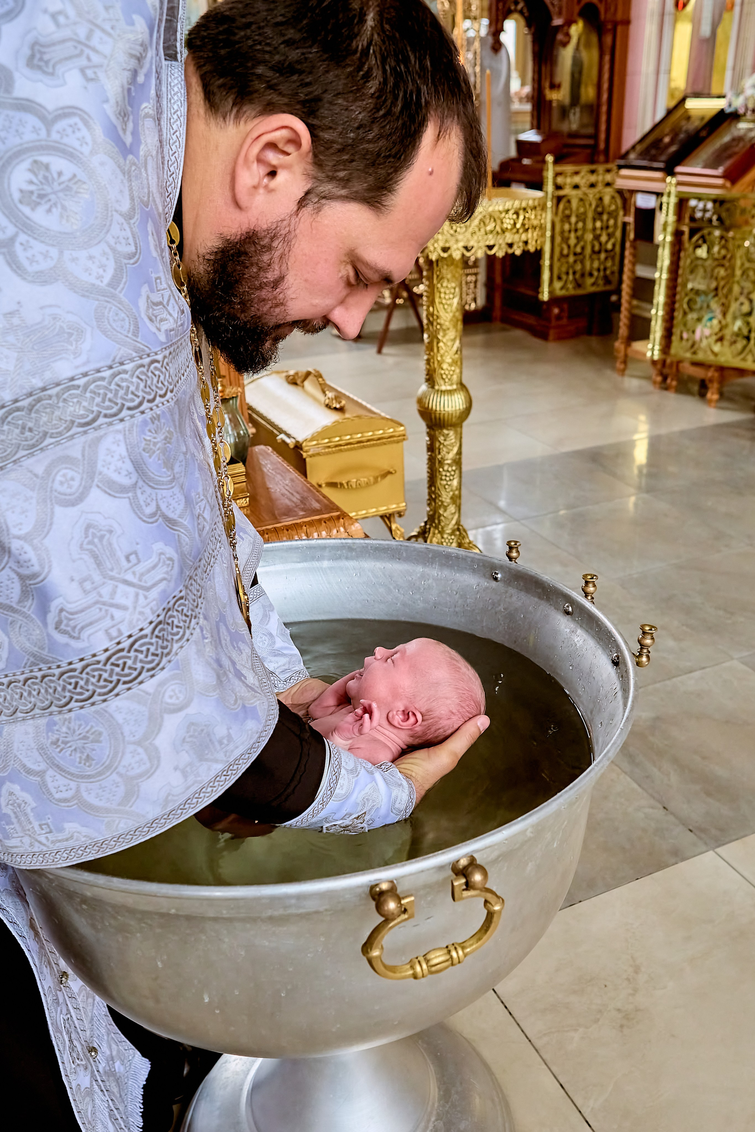 Храм Преп Серафима Саровского в Дзержинске таинство Крещения и Венчания  фотогаф Николай Голованов