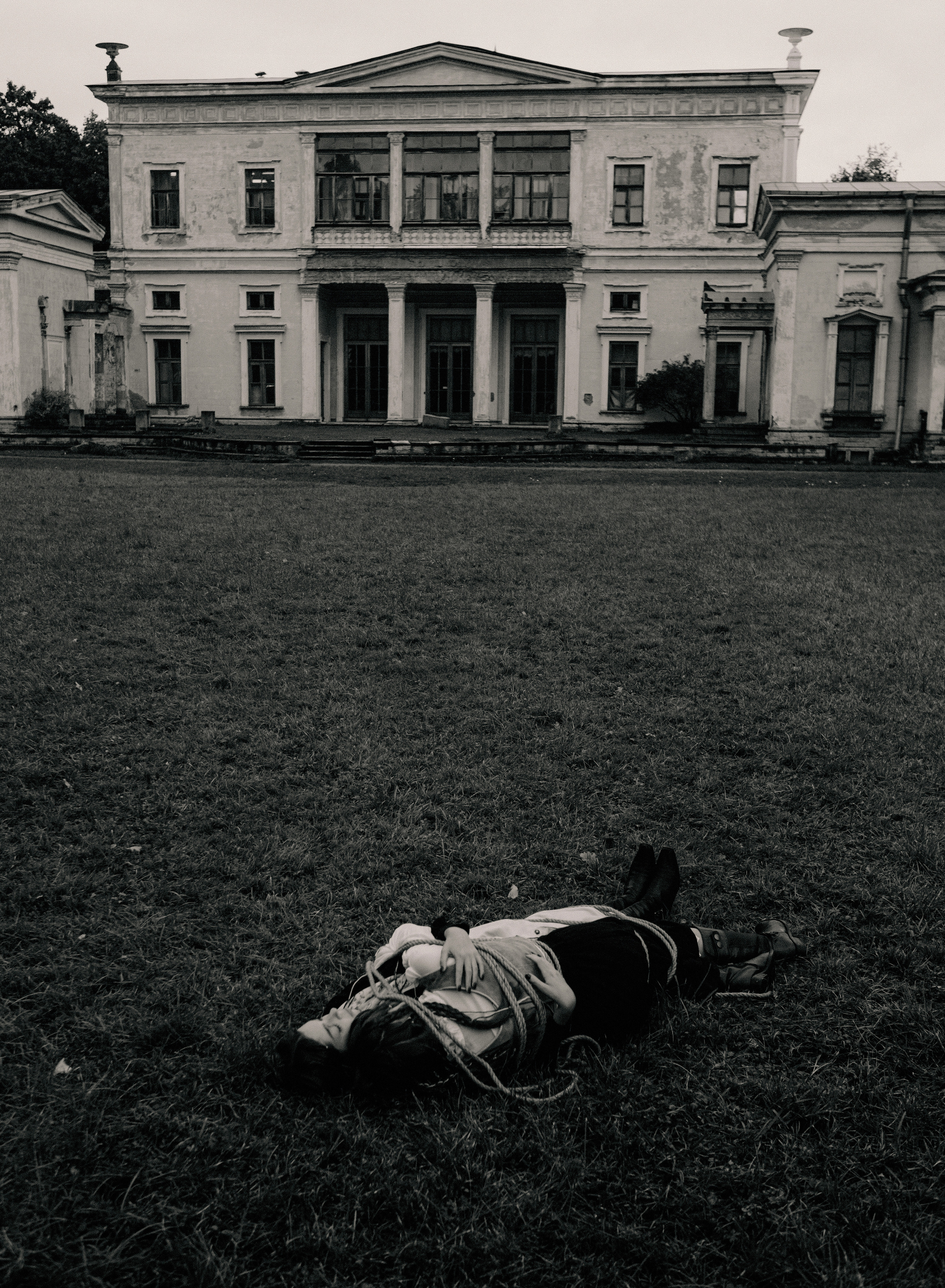 Bonds. Фотограф и Стилист в Санкт-Петербурге Алеся Хомиченок и Игорь Гарин