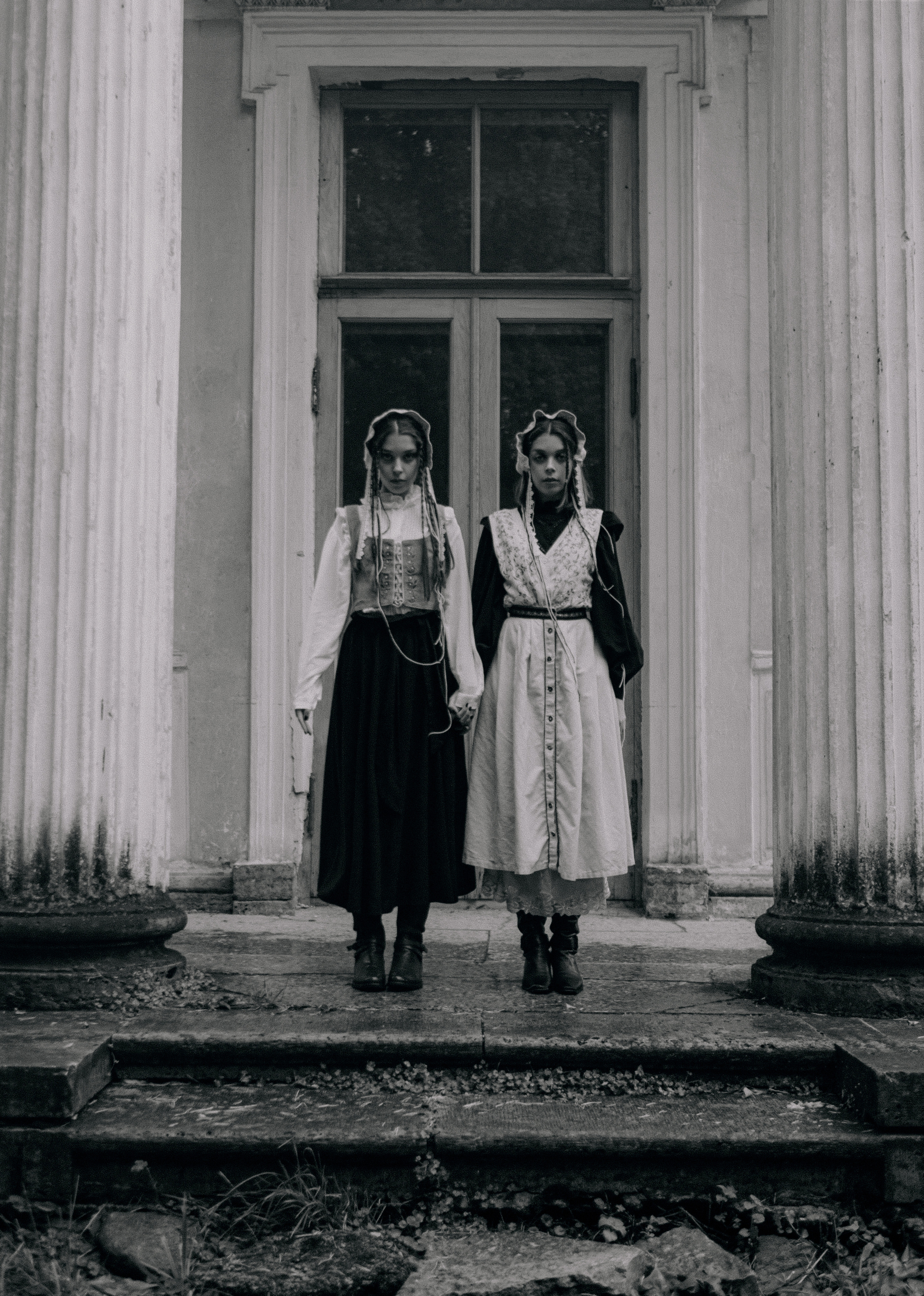 Bonds. Фотограф и Стилист в Санкт-Петербурге Алеся Хомиченок и Игорь Гарин