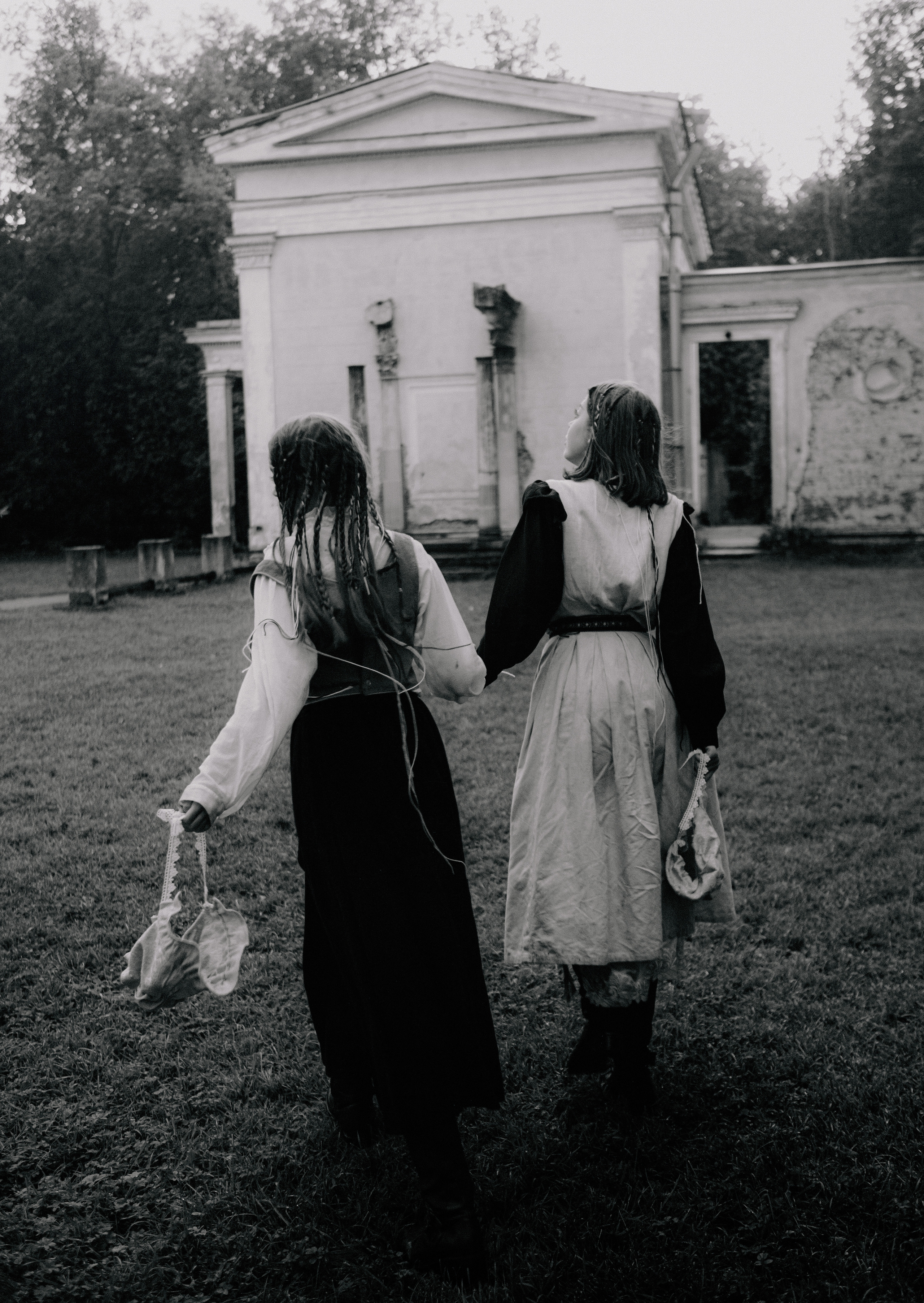 Bonds. Фотограф и Стилист в Санкт-Петербурге Алеся Хомиченок и Игорь Гарин